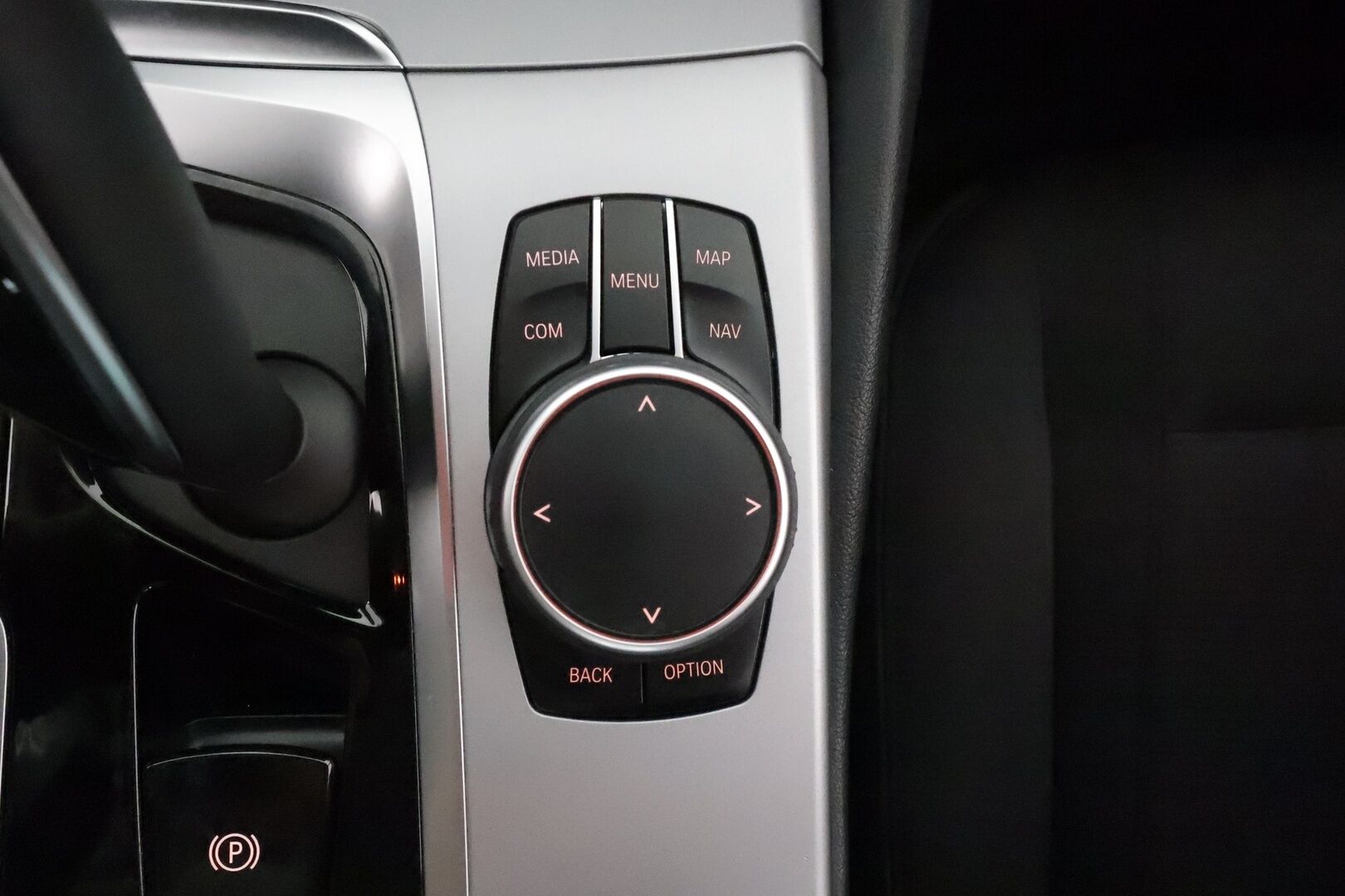 BMW 520 2021 G30 Sedan 520i A MHEV / Suomiauto / Vakionopeudensäädin / Hifit / TULOSSA