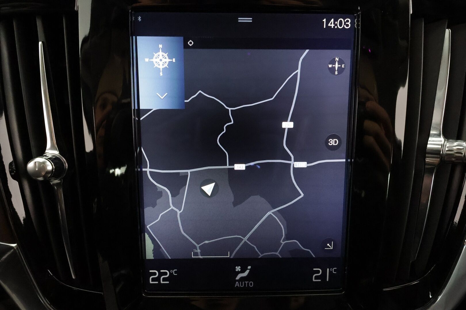 Volvo S90 2017 D4 Business Inscription aut * Webasto / Koukku / ACC / Full-LED / P.Kamera / Sportnahat Muistilla / Navi * - Kahdet renkaat