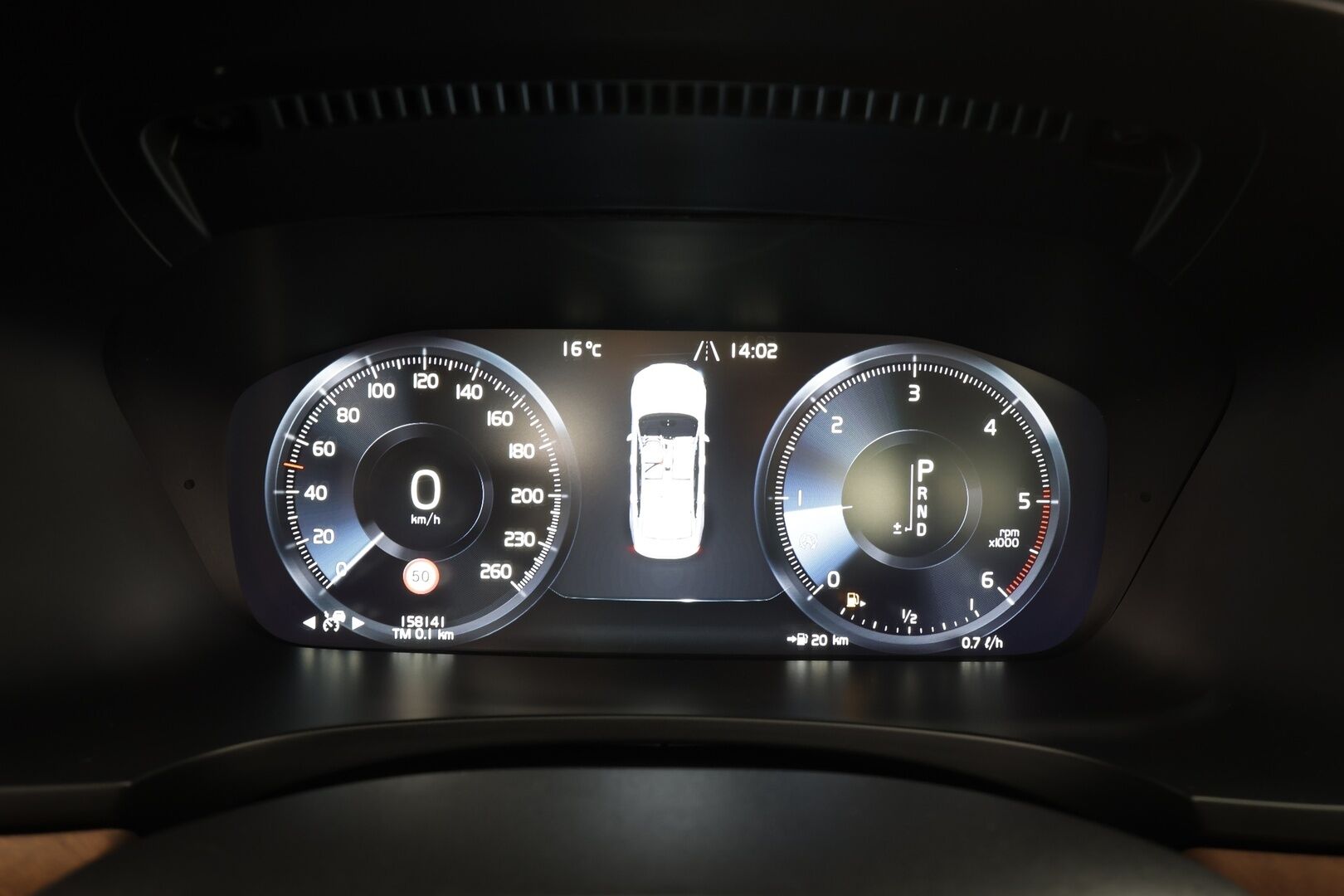 Volvo S90 2017 D4 Business Inscription aut * Webasto / Koukku / ACC / Full-LED / P.Kamera / Sportnahat Muistilla / Navi * - Kahdet renkaat