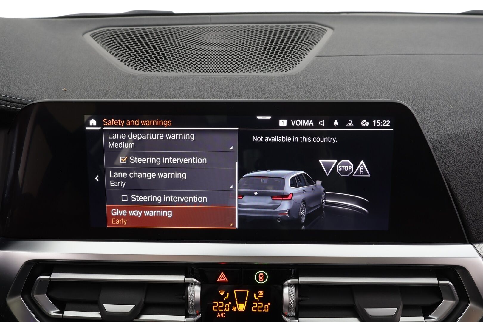 BMW 320 2021 G21 Touring 320d A xDrive Business Luxury MHEV * Adapt.Vakkari / HiFi / Peruutuskamera / LED / Panorama / Vetokoukku / Comfort Access - Lohkolämmitin / Navi / Nahat / Kahdet renkaat aluvanteilla / SUPERVARUSTEET!