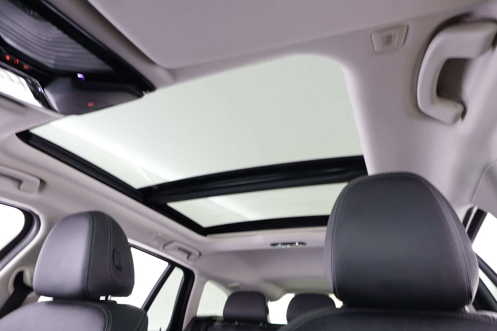 BMW 320 2021 G21 Touring 320d A xDrive Business Luxury MHEV * ACC / P.kamera / LED / Hifi / Panorama / Comfort Access / Koukku * - Lohkolämmitin / Navi / Nahat / Kahdet renkaat aluvanteilla / Hyvät varusteet - HULLUT JOULUT KORKOTARJOUS 2,49% 