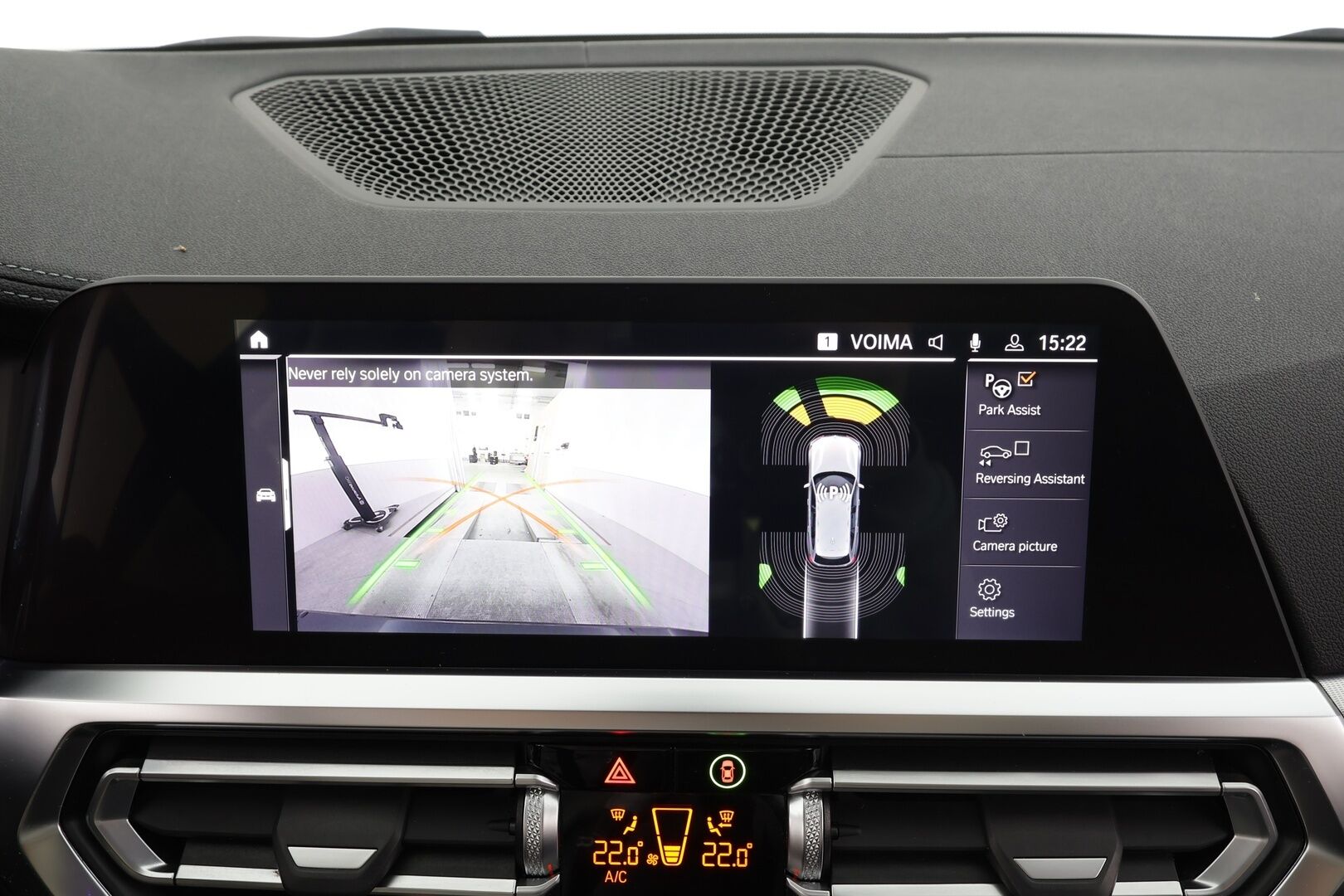 BMW 320 2021 G21 Touring 320d A xDrive Business Luxury MHEV * Adapt.Vakkari / HiFi / Peruutuskamera / LED / Panorama / Vetokoukku / Comfort Access - Lohkolämmitin / Navi / Nahat / Kahdet renkaat aluvanteilla / SUPERVARUSTEET!