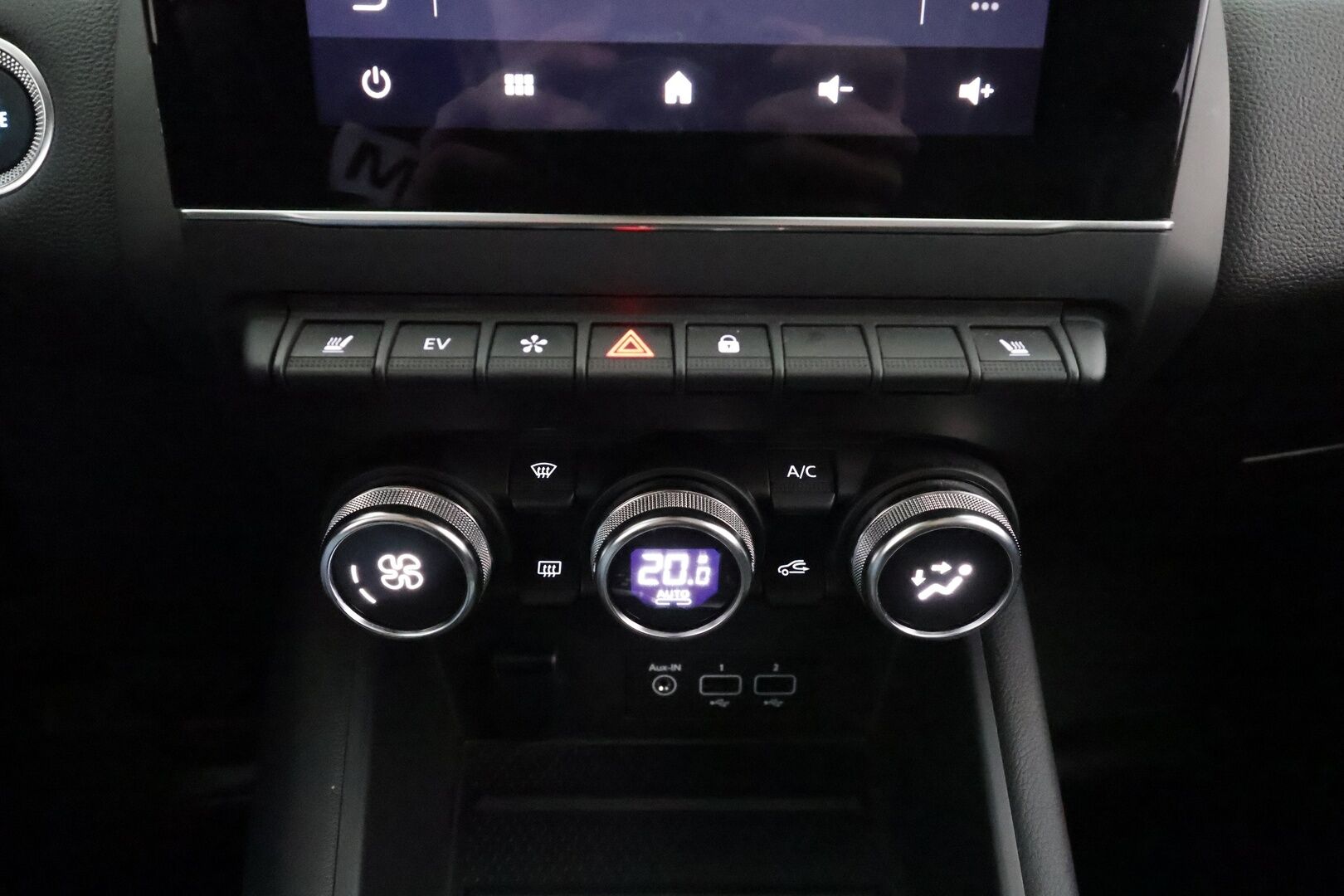 Renault Captur 2021 E-TECH Plug-in hybrid Intens * ACC / LED / P.Kamera / Kaistavahti / Navi / Keyless * - 1-om Suomi-auto / 2x Latauskaapelit / Kahdet renkaat aluvanteilla