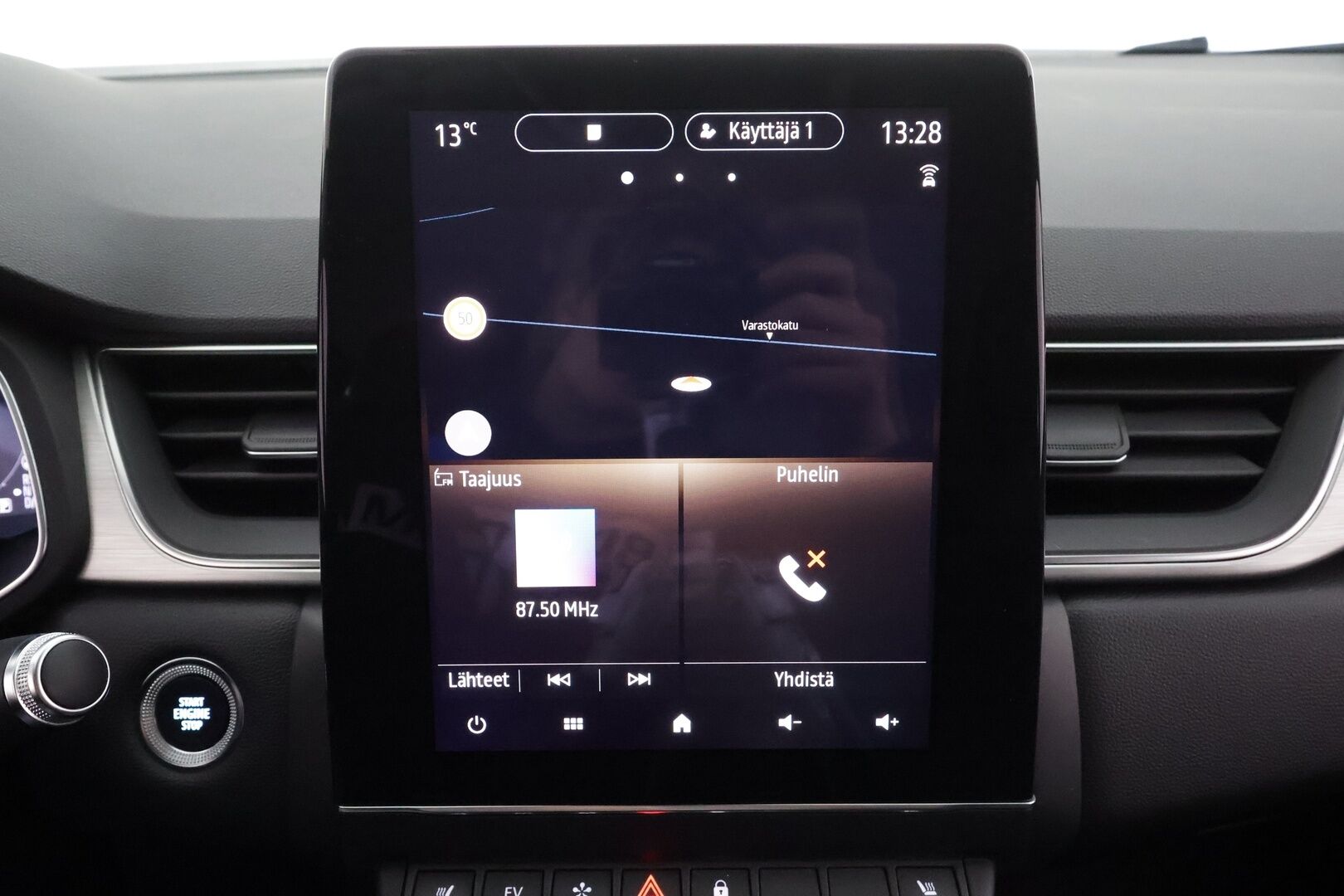 Renault Captur 2021 E-TECH Plug-in hybrid Intens - ACC | LED | P.Kamera | Kaistavahti | Navi | Keyless |1-om Suomi-auto | 2x Latauskaapelit | Kahdet renkaat aluvanteilla