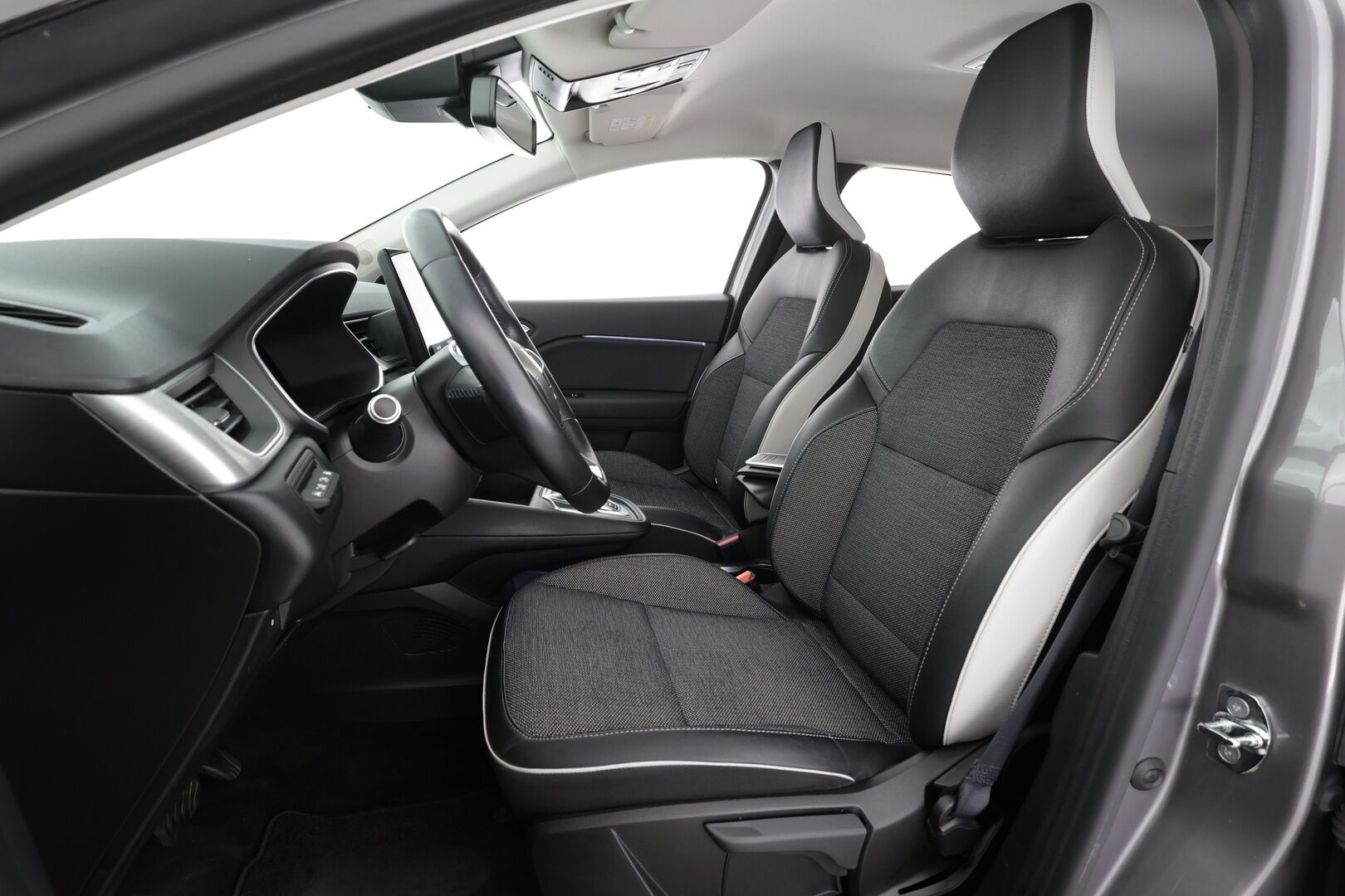 Renault Captur 2021 E-TECH Plug-in hybrid Intens * ACC / LED-Pure Vision / P.Kamera / Navi / Kaistavahti / KeylessGO * - 1-om Suomi-auto / 2x Latauskaapelit / Kahdet renkaat