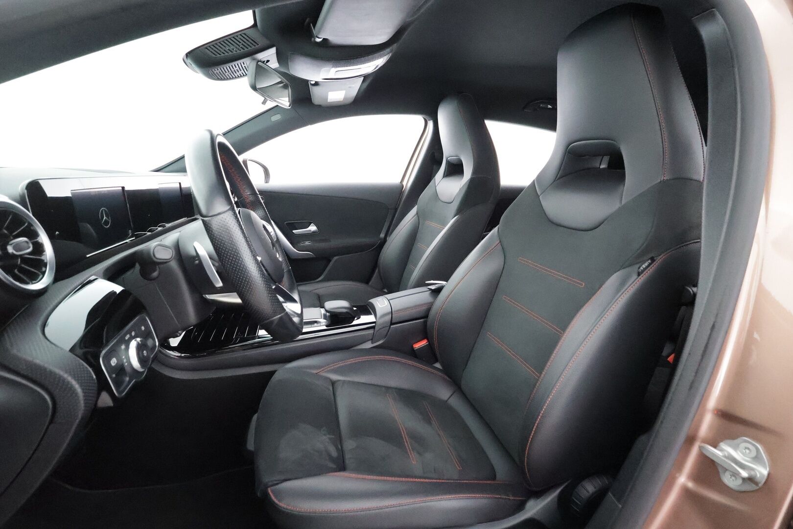 Mercedes-Benz A 2021 180 A Business AMG * Vakkari / Sporttipenkit / Kaistavahti / Navi / LED / P.kamera / Puolinahat * - Suomi-auto / Kahdet renkaat aluvanteilla - HULLUT AVAJAISHULINAT KORKOTARJOUS 3,29 %