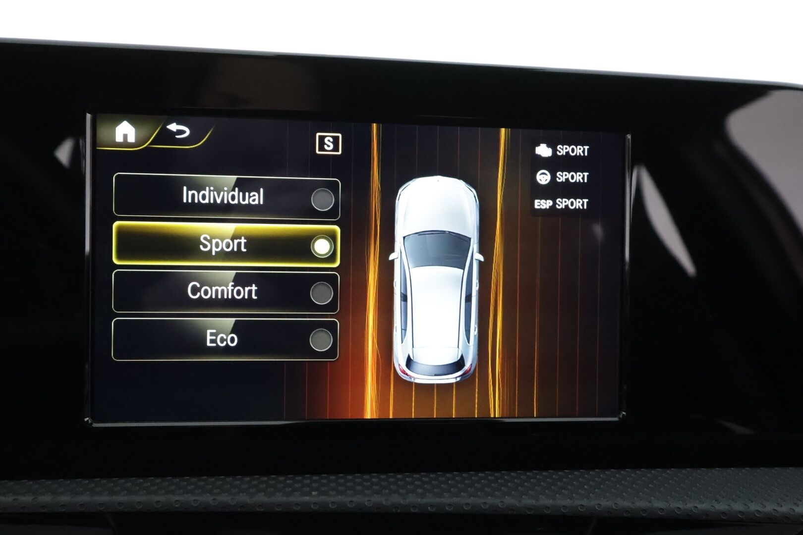 Mercedes-Benz A 2021 180 A Business AMG * Vakkari / Sporttipenkit / Kaistavahti / Navi / LED / P.kamera / Puolinahat * - Suomi-auto / Kahdet renkaat aluvanteilla - HULLUT AVAJAISHULINAT KORKOTARJOUS 3,29 %