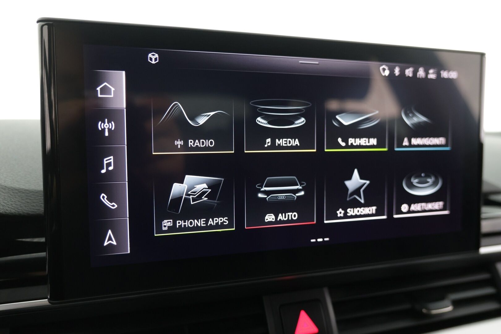 Audi A4 2021 Avant Business S line Comfort Edition 35 TFSI 110 kW MHEV S tronic - Webasto | S-line | Puolinahka | Matrix valot