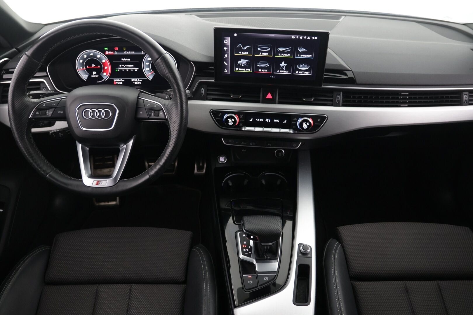 Audi A4 2021 Avant Business S line Comfort Edition 35 TFSI 110 kW MHEV S tronic - Webasto | S-line | Puolinahka | Matrix valot