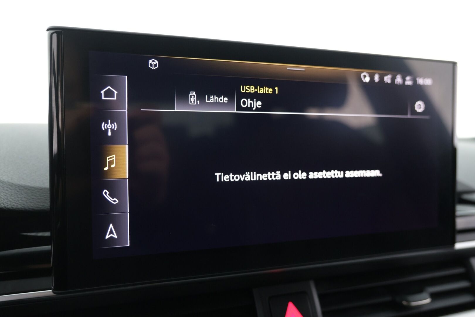 Audi A4 2021 Avant Business S line Comfort Edition 35 TFSI 110 kW MHEV S tronic - Webasto | S-line | Puolinahka | Matrix valot