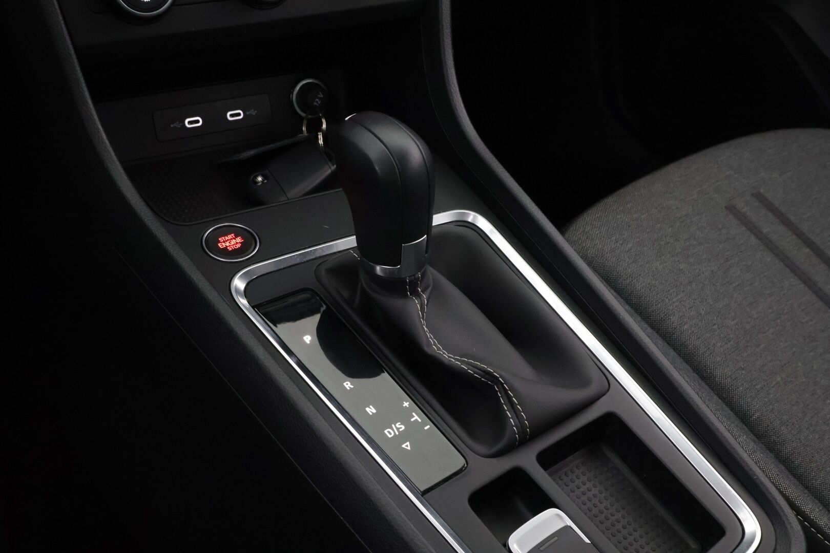 Seat Ateca 2021 1,5 TSI 150 EVO Style Business DSG - Adapt.Vakkari | Peruutuskamera | Adapt.LED | Lohko&Sisäpistoke | Ratinlämmitys