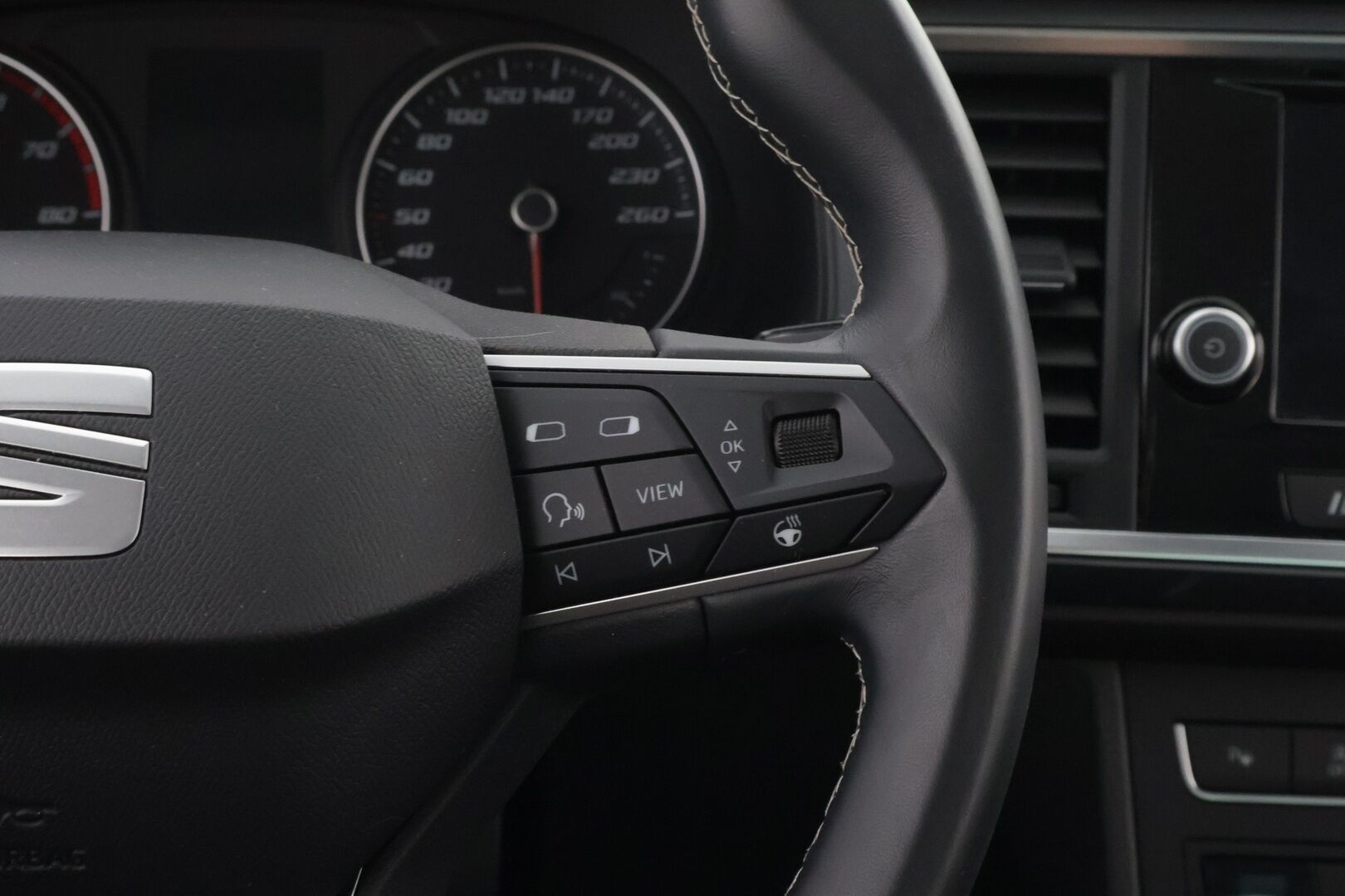 Seat Ateca 2021 1,5 TSI 150 EVO Style Business DSG - Adapt.Vakkari | Peruutuskamera | Adapt.LED | Lohko&Sisäpistoke | Ratinlämmitys