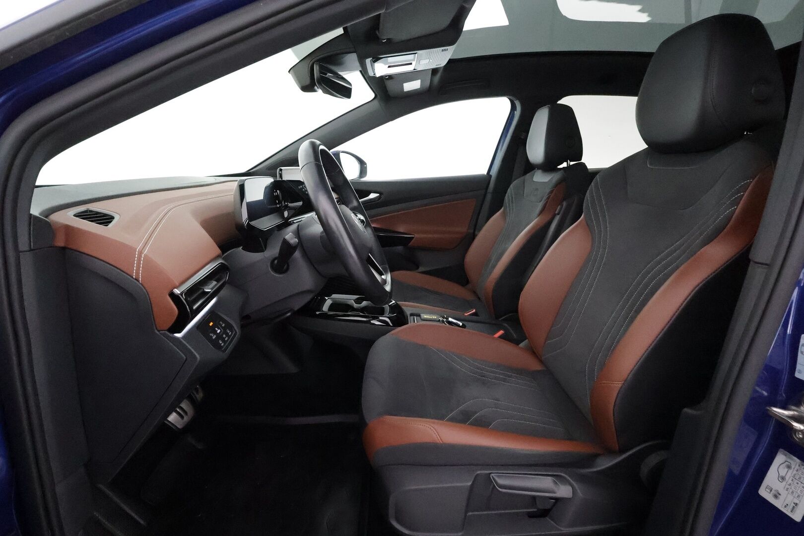 Volkswagen ID.4 2021 Pro Performance Family 150 kW **Lasikatto / Lämpöpumppu / Matrix LED / Adapt.vakkari / P.kamera** - 1.om suomi-auto / kahdet aluvanteet renkailla