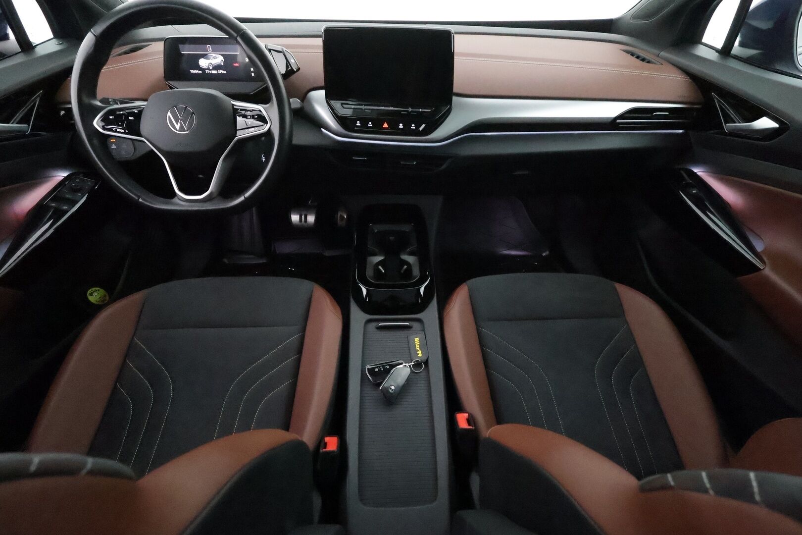 Volkswagen ID.4 2021 Pro Performance Family 150 kW **Lasikatto / Lämpöpumppu / Matrix LED / Adapt.vakkari / P.kamera** - 1.om suomi-auto / kahdet aluvanteet renkailla