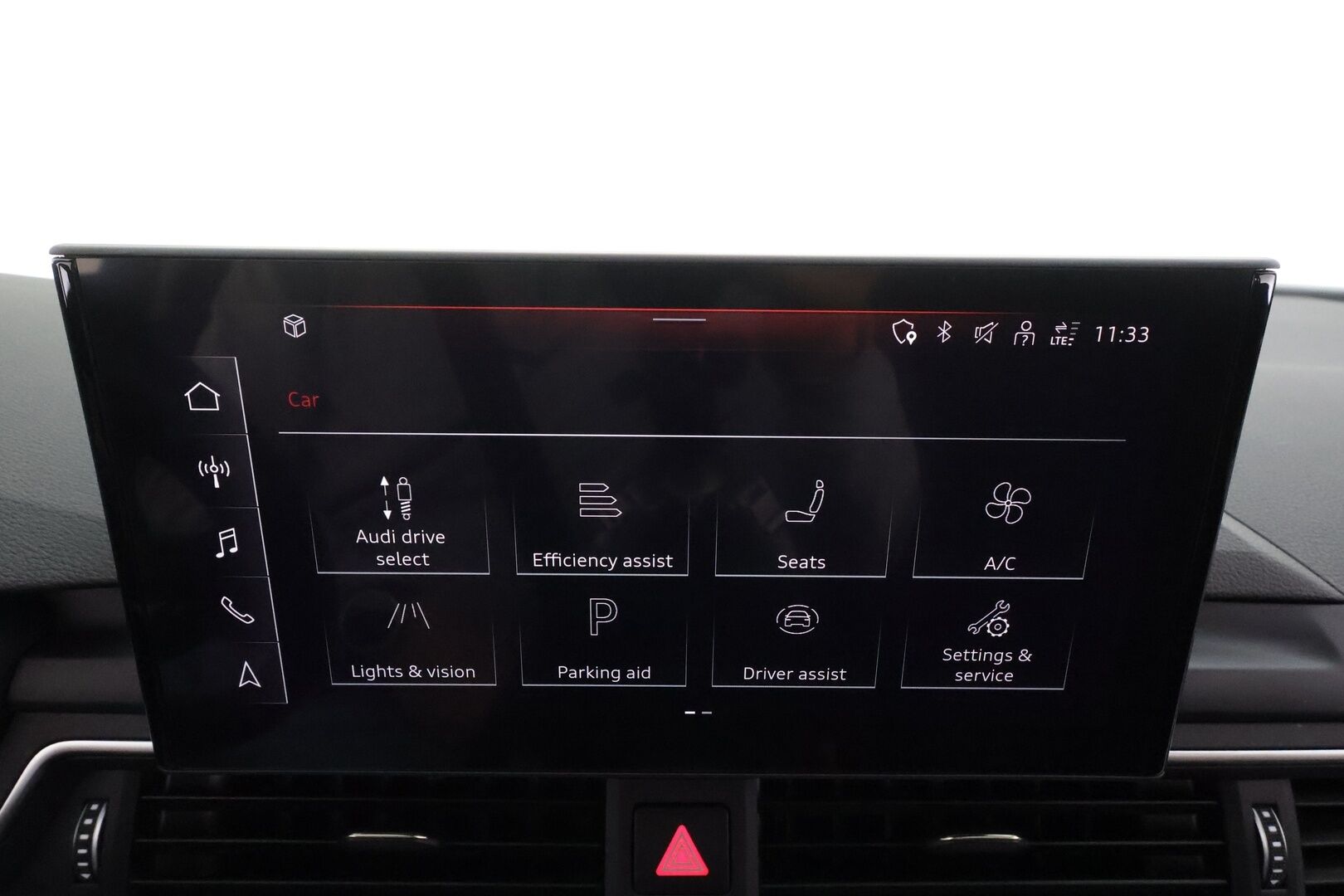 Audi A4 ALLROAD 2022 Business 40 TDI 150 kW MHEV quattro S tronic * ACC / P.kamera / Matrix LED / Koukku / Digimittaristo / Sporttipenkit * - 1.Om Suomi-auto / Kahdet renkaat aluvanteilla / Merkkihuollettu - HULLUT AVAJAISHULINAT KORKOTARJOUS 3,29 %