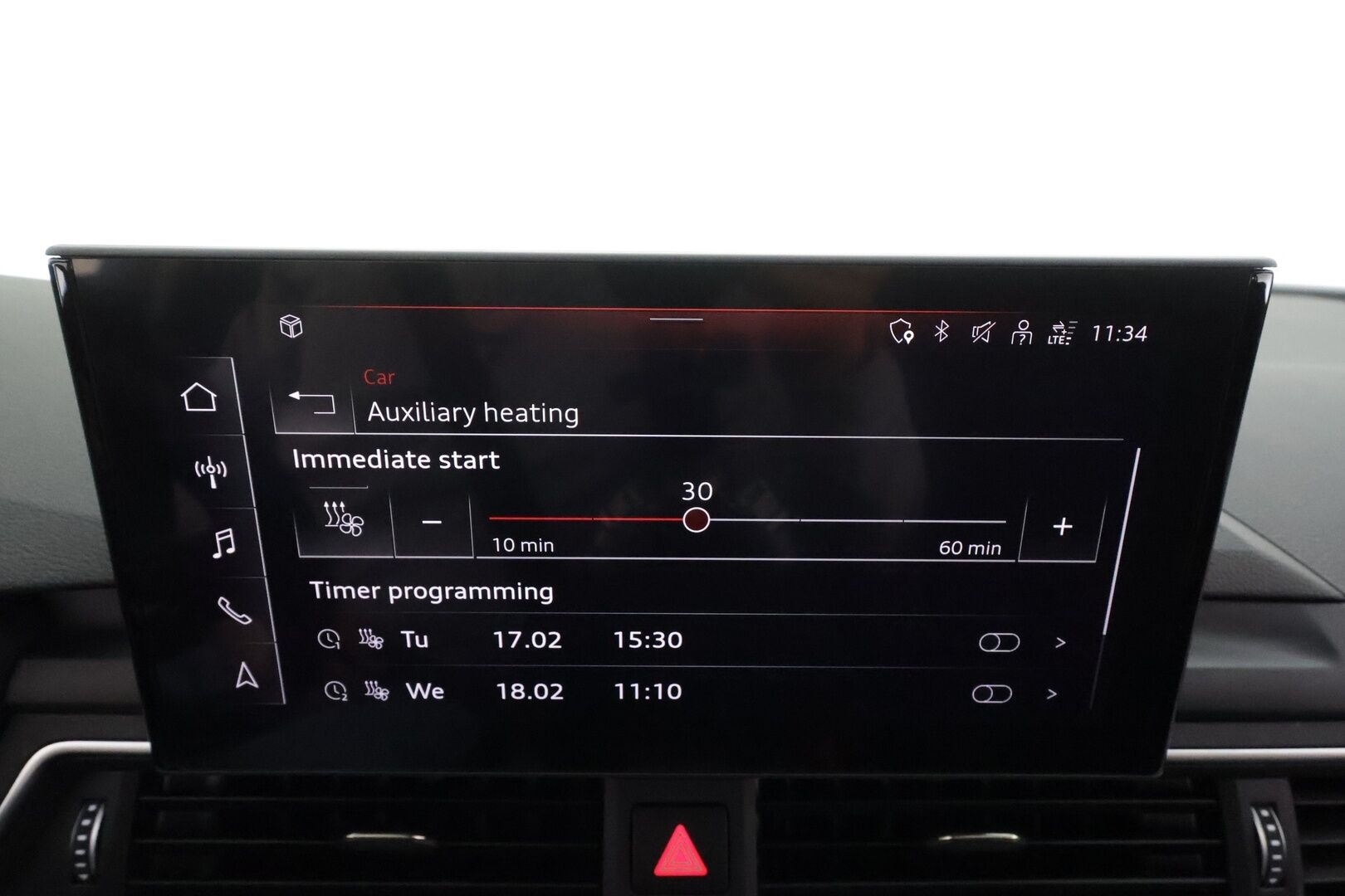 Audi A4 allroad quattro 2022 Business 40 TDI 150 kW MHEV quattro S tronic * ACC / P.kamera / Matrix LED / Koukku / Digimittaristo / Sporttipenkit * - 1.Om Suomi-auto / Kahdet renkaat aluvanteilla / Merkkihuollettu