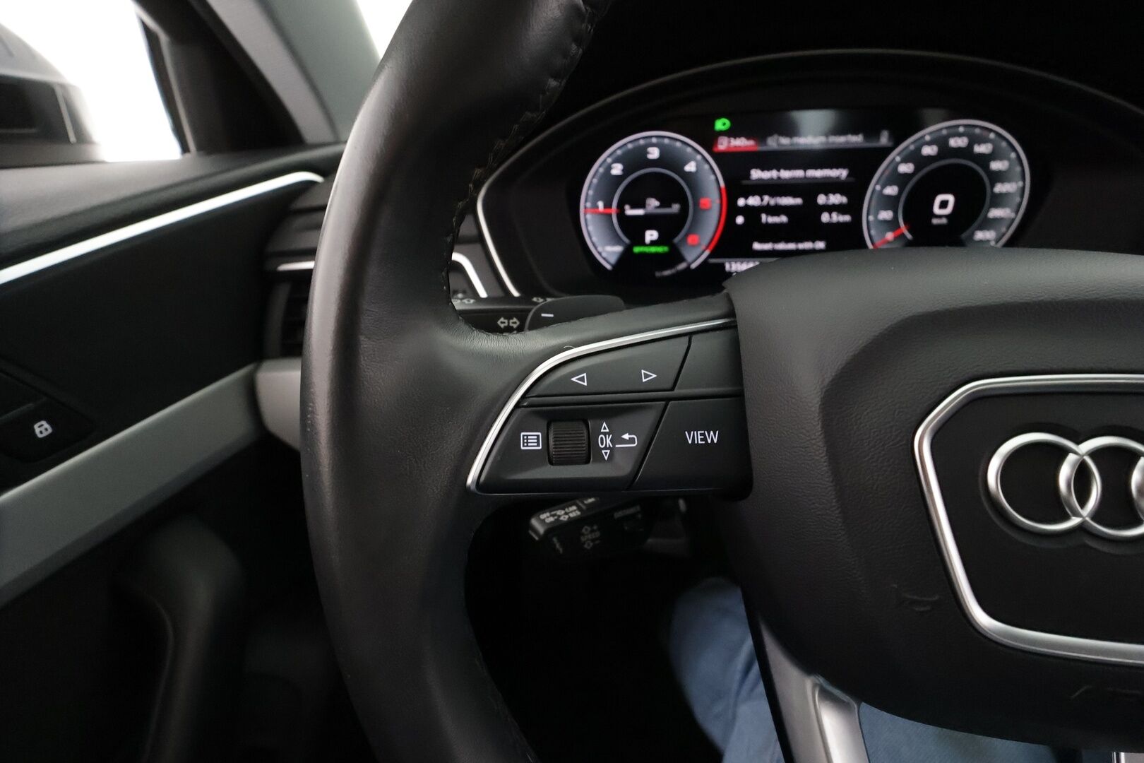 Audi A4 allroad quattro 2022 Business 40 TDI 150 kW MHEV quattro S tronic * ACC / P.kamera / Matrix LED / Koukku / Digimittaristo / Sporttipenkit * - 1.Om Suomi-auto / Kahdet renkaat aluvanteilla / Merkkihuollettu - HULLUT AVAJAISHULINAT KORKOTARJOUS 3,29 %