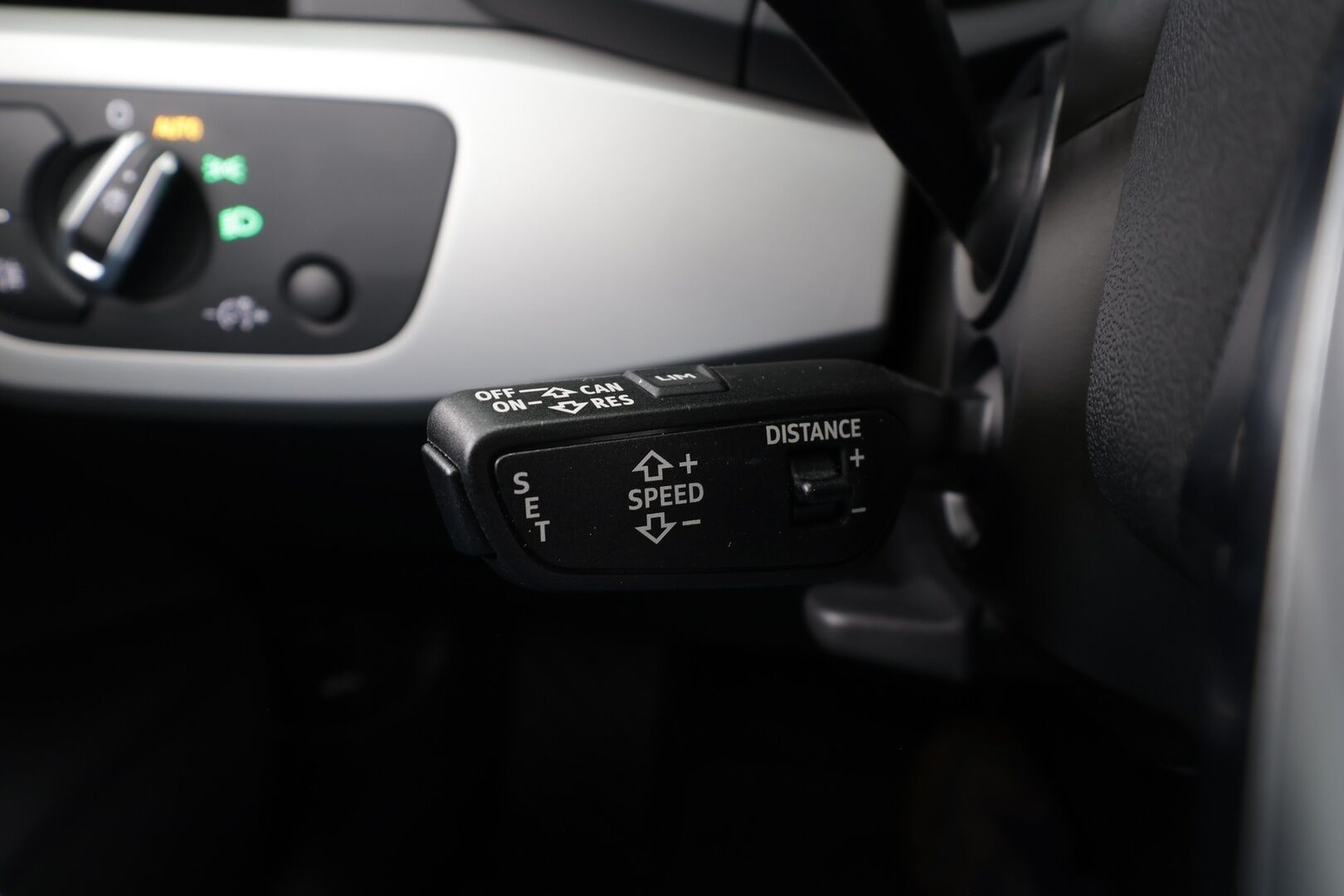 Audi A4 allroad quattro 2022 Business 40 TDI 150 kW MHEV quattro S tronic * ACC / P.kamera / Matrix LED / Koukku / Digimittaristo / Sporttipenkit * - 1.Om Suomi-auto / Kahdet renkaat aluvanteilla / Merkkihuollettu - HULLUT AVAJAISHULINAT KORKOTARJOUS 3,29 %