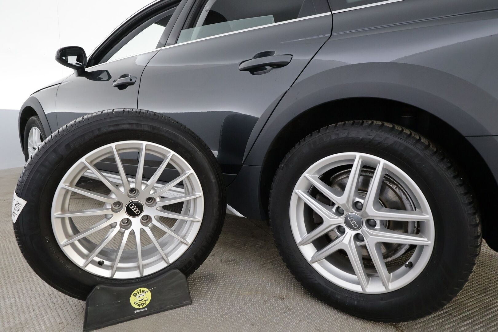 Audi A4 allroad quattro 2022 Business 40 TDI 150 kW MHEV quattro S tronic * ACC / P.kamera / Matrix LED / Koukku / Digimittaristo / Sporttipenkit * - 1.Om Suomi-auto / Kahdet renkaat aluvanteilla / Merkkihuollettu - HULLUT AVAJAISHULINAT KORKOTARJOUS 3,29 %