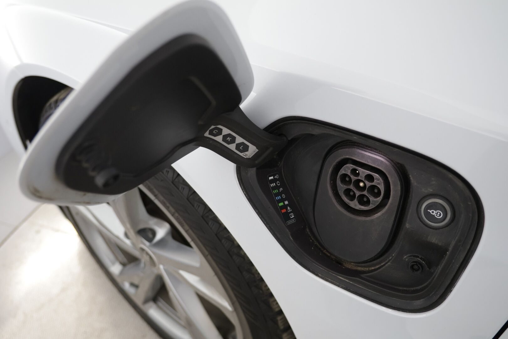 Audi E-TRON GT 2022 60 quattro S-Line * HUD / B&O / ACC / 360° / Ilma-alusta / 14-penkit * - Huippusiisti! / Flektit tehty / Todella hieno yksilö! - HULLUT AVAJAISHULINAT KORKOTARJOUS 3,29 %