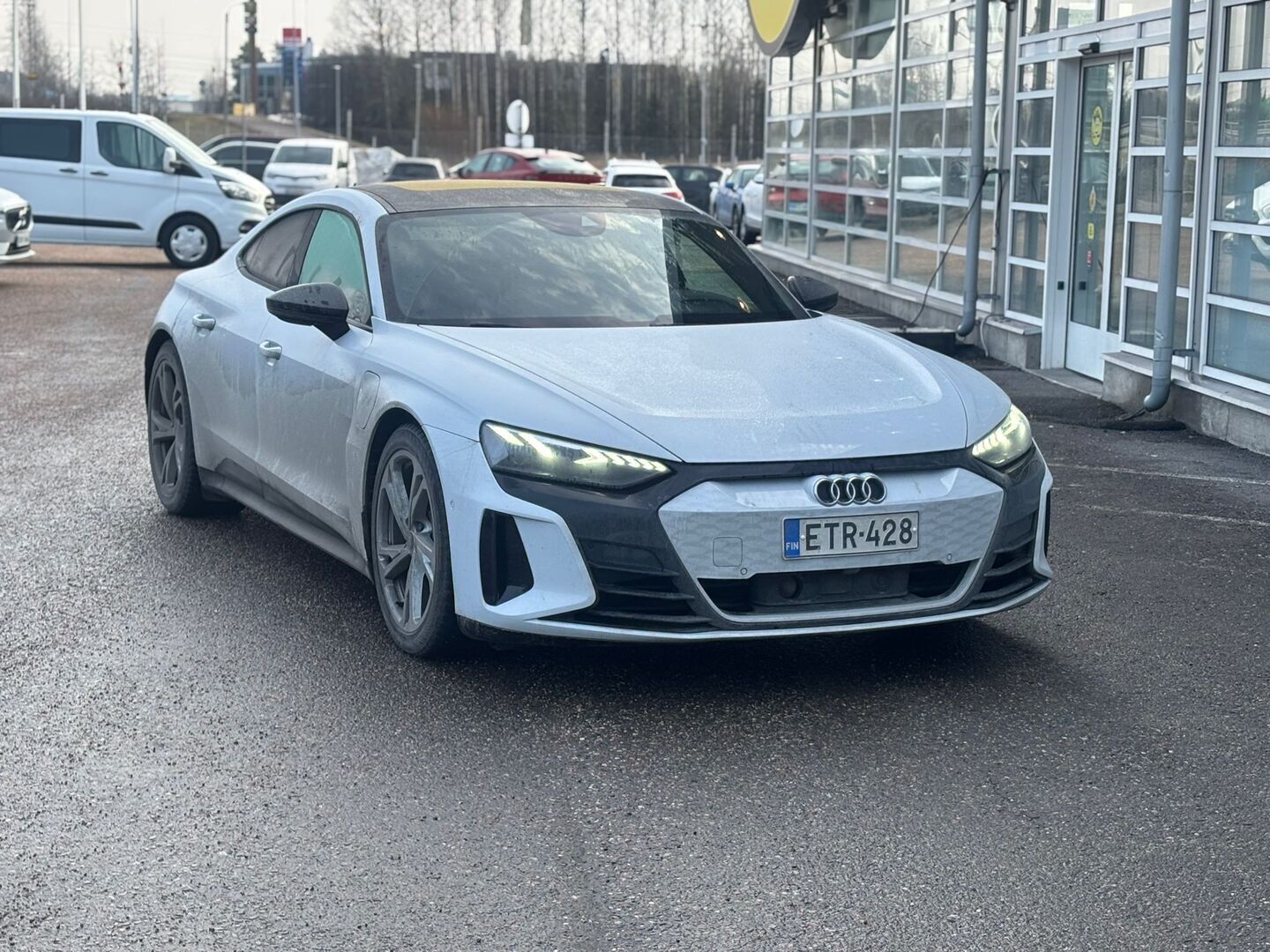 Audi E-TRON GT 2022 60 quattro *HUD! / B&O / ACC / 360° / Ilma-alusta / 14-penkit* - Huippu siisti! / S-line! / Hud! / Flektit tehty! / B&O! /