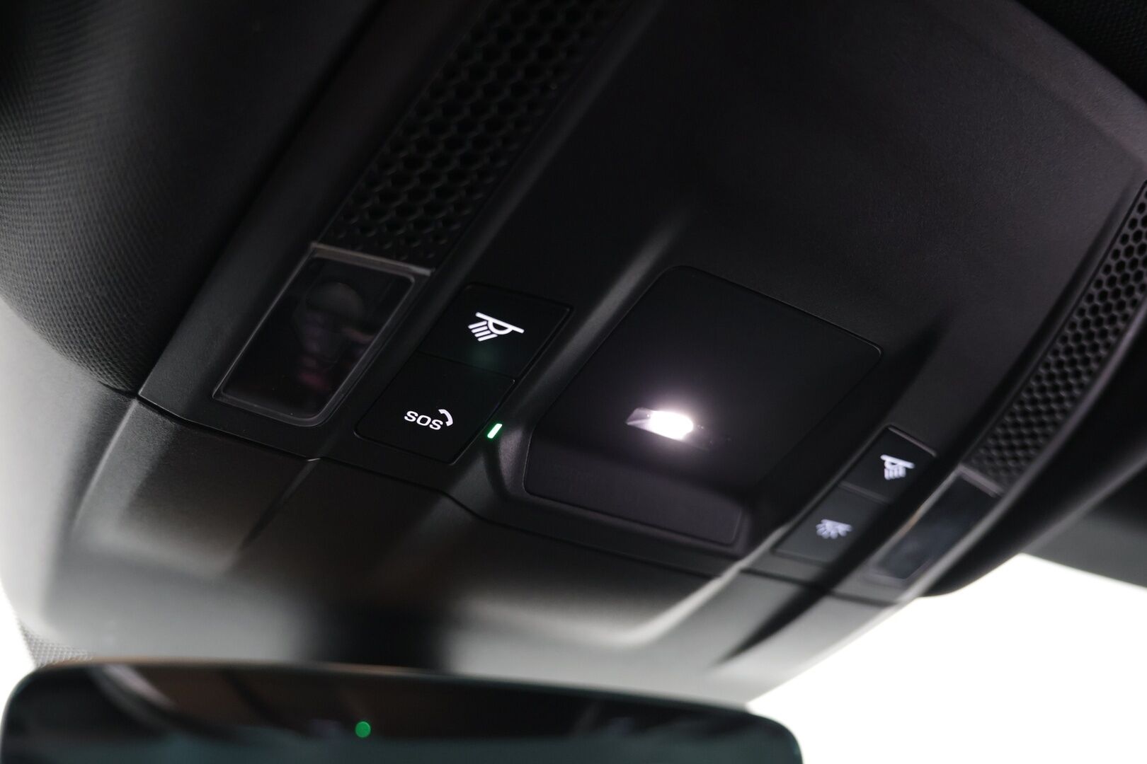 Audi E-TRON GT 2022 60 quattro S-Line * HUD / B&O / ACC / 360° / Ilma-alusta / 14-penkit * - Huippusiisti! / Flektit tehty / Todella hieno yksilö! - HULLUT AVAJAISHULINAT KORKOTARJOUS 3,29 %