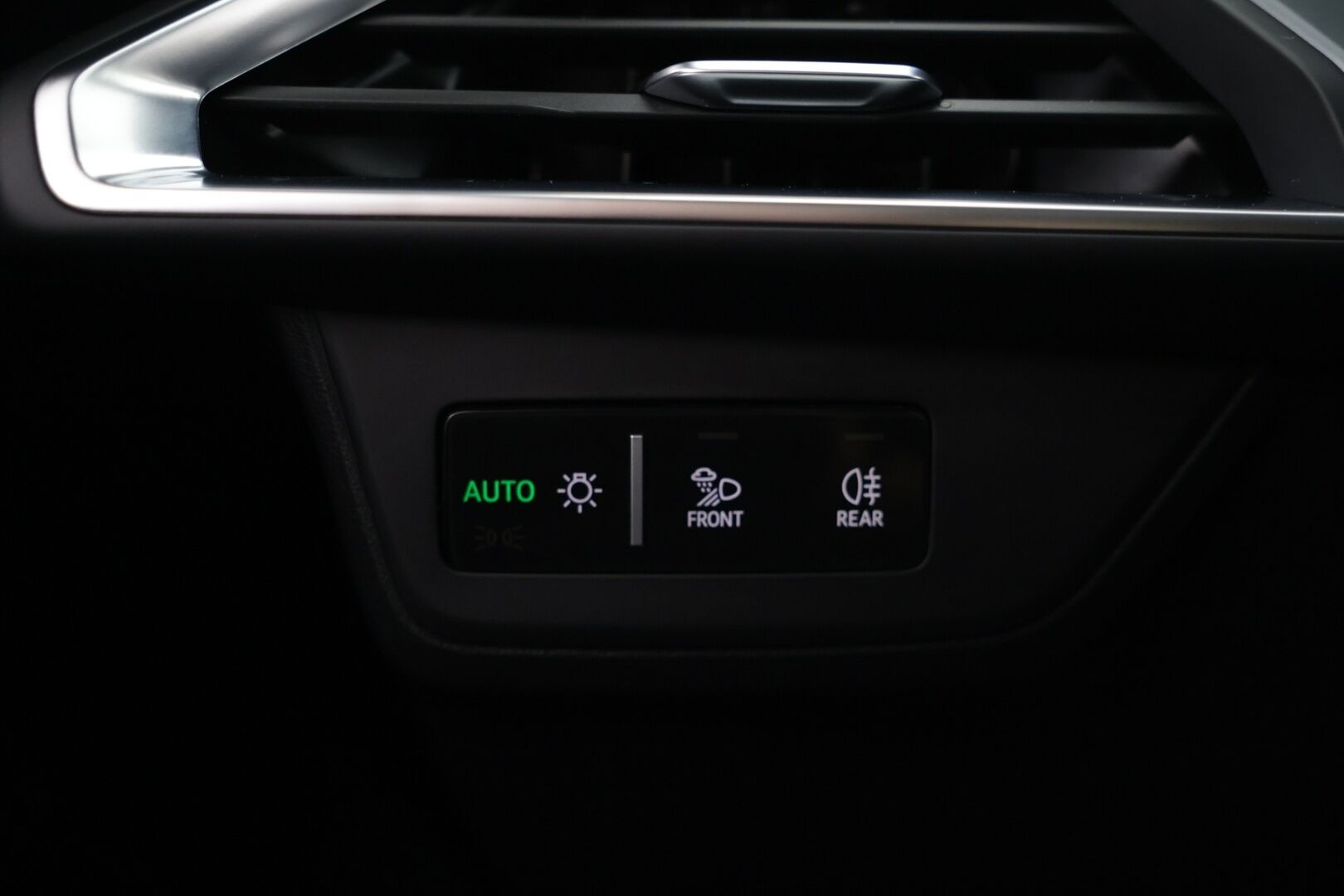 Audi E-TRON GT 2022 60 quattro S-Line * HUD / B&O / ACC / 360° / Ilma-alusta / 14-penkit * - Huippusiisti! / Flektit tehty / Todella hieno yksilö! - HULLUT AVAJAISHULINAT KORKOTARJOUS 3,29 %