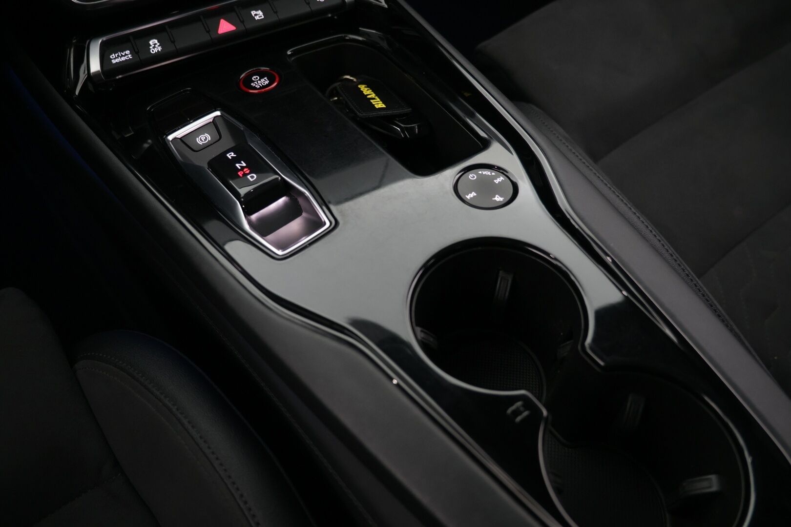 Audi E-TRON GT 2022 60 quattro S-Line * HUD / B&O / ACC / 360° / Ilma-alusta / 14-penkit * - Huippusiisti! / Flektit tehty / Todella hieno yksilö!
