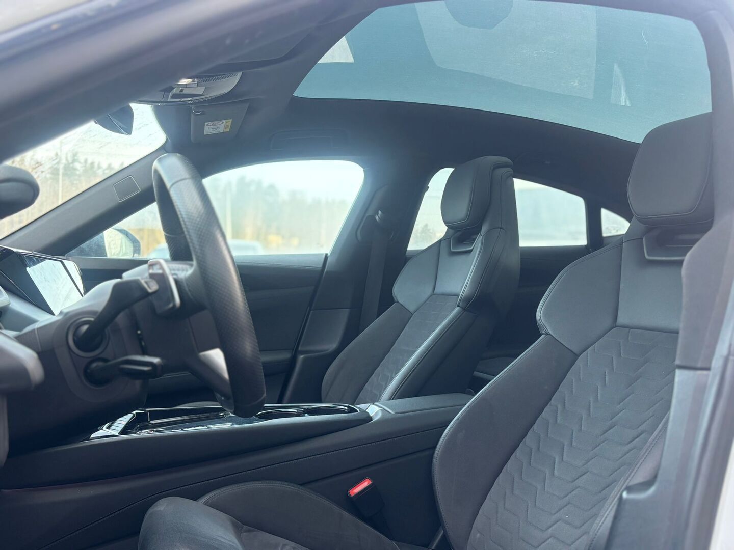 Audi E-TRON GT 2022 60 quattro *HUD! / B&O / ACC / 360° / Ilma-alusta / 14-penkit* - Huippu siisti! / S-line! / Hud! / Flektit tehty! / B&O! /