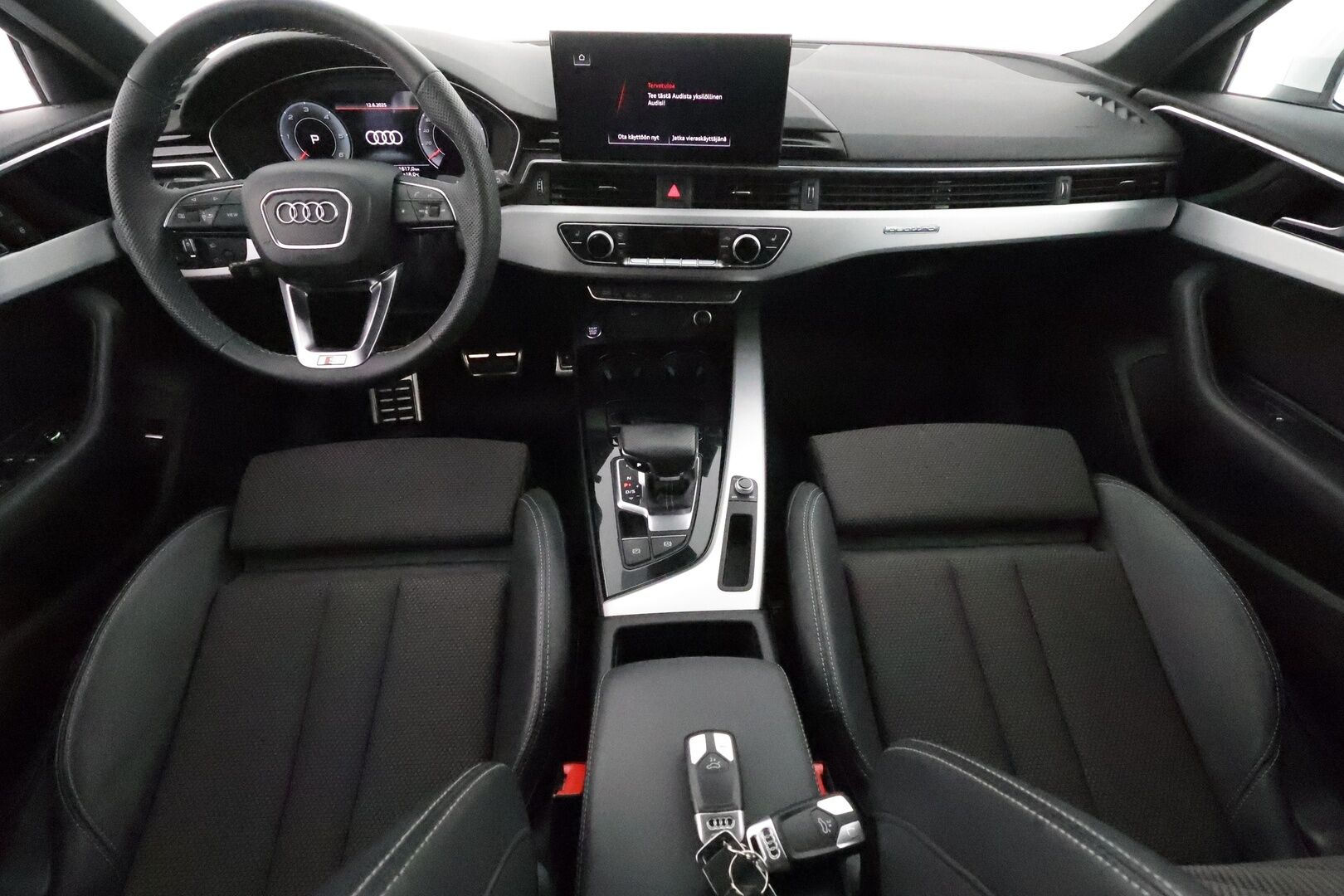 Audi A4 2021 Avant Business Advanced 40 TDI 150 kW MHEV quattro ** Digimittari / ACC / Webasto / Matrix LED / Koukku / P.kamera** - 1.om Suomi-auto / S-Line sisäpaketti / Matrix LED