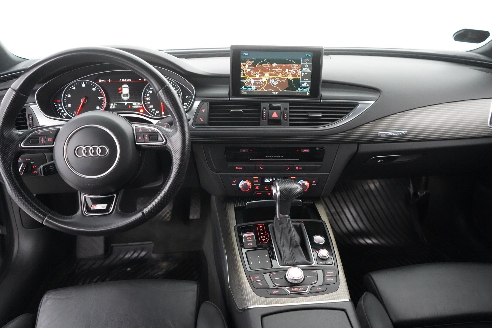 Audi A7 2014 MYYDÄÄN HUUTOKAUPAT.COM - Kahdet renkaat alumiinivantein / Juuri huollettu / Mekatroniikka uusittu / Juuri katsastettu