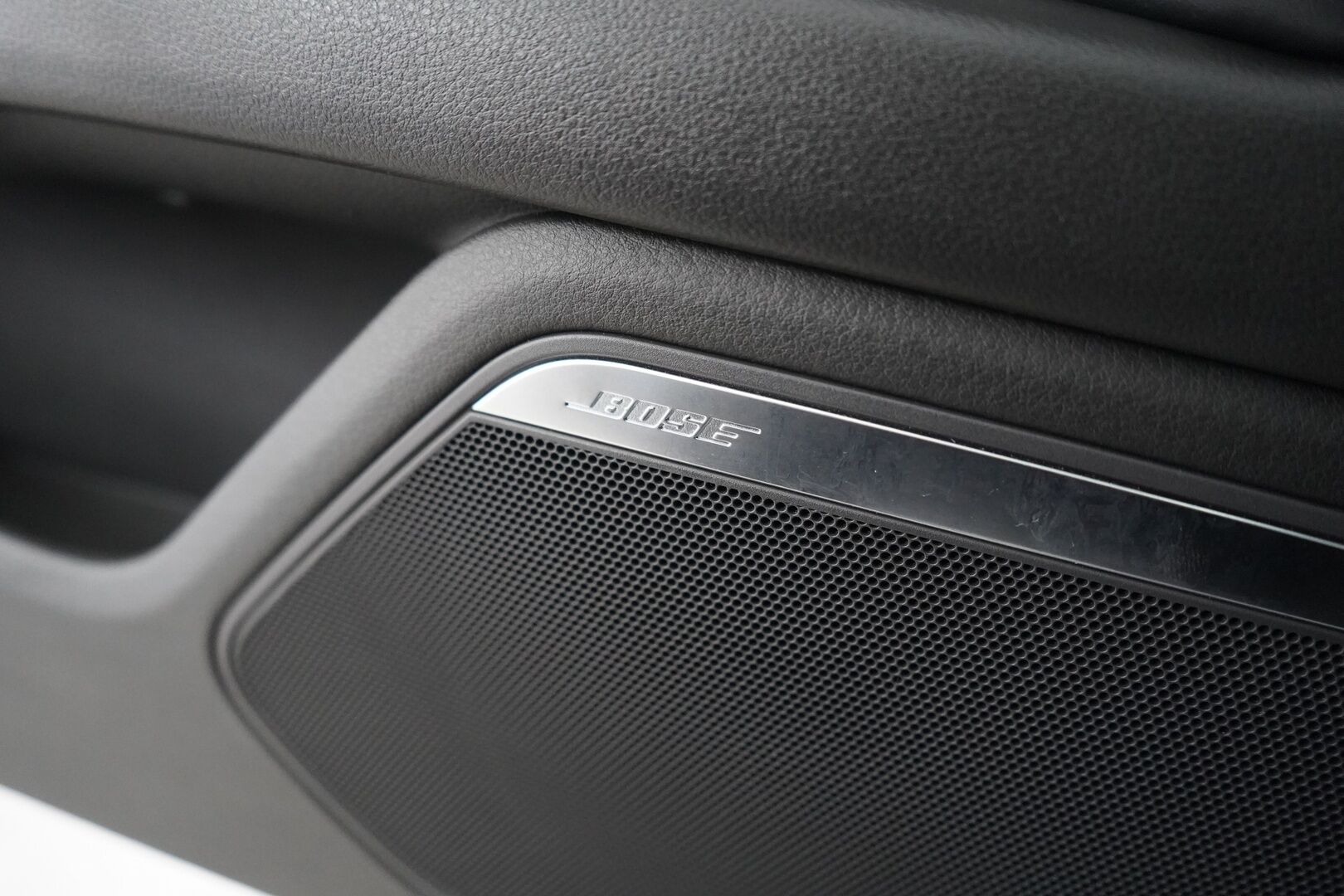 Audi A7 2014 MYYDÄÄN HUUTOKAUPAT.COM - Kahdet renkaat alumiinivantein / Juuri huollettu / Mekatroniikka uusittu / Juuri katsastettu