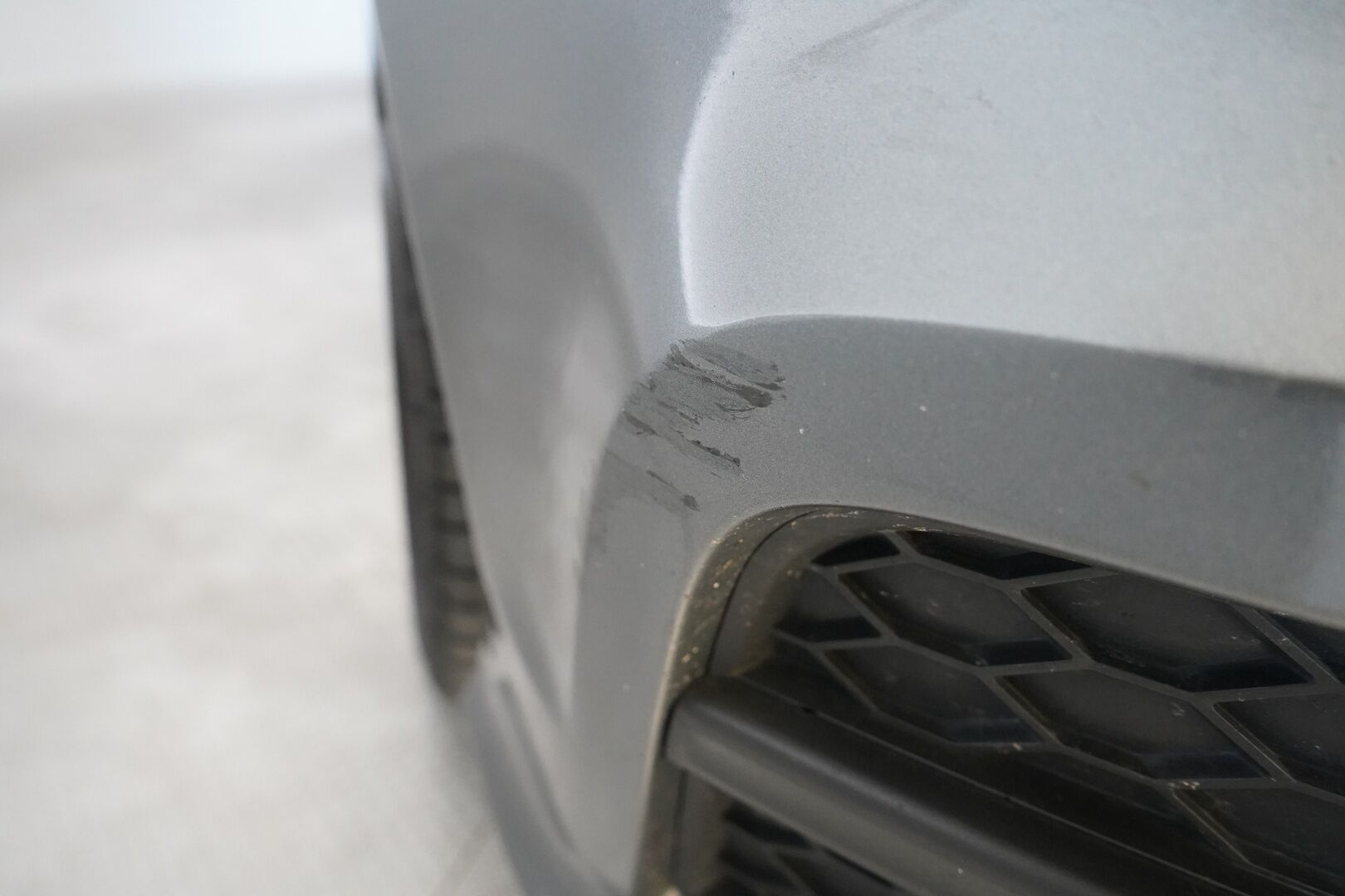 Audi A7 2014 MYYDÄÄN HUUTOKAUPAT.COM - Kahdet renkaat alumiinivantein / Juuri huollettu / Mekatroniikka uusittu / Juuri katsastettu