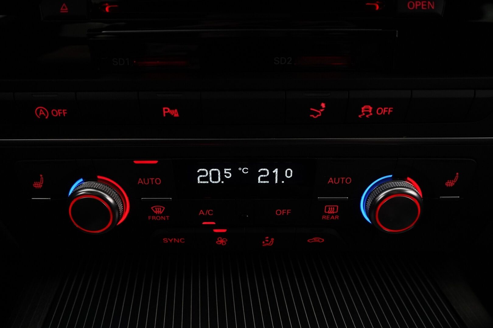 Audi A7 2014 3,0 V6 TFSI Business S-line quattro S tronic Start-Stop *Bose / Nahat / Koukku / S.kontti / Kattoluukku* - Kahdet renkaat alumiinivantein / Juuri huollettu / Mekatroniikka uusittu / Juuri katsastettu