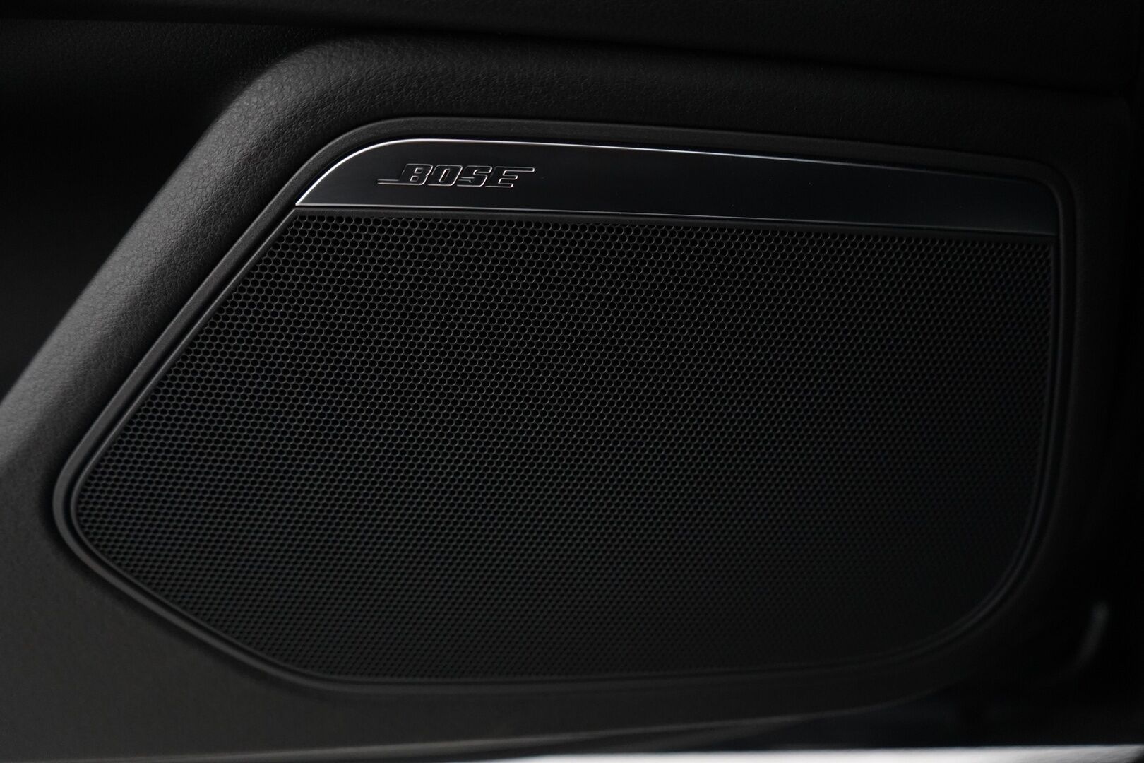 Audi A7 2014 3,0 V6 TFSI Business S-line quattro S tronic Start-Stop *Bose / Nahat / Koukku / S.kontti / Kattoluukku* - Kahdet renkaat alumiinivantein / Juuri huollettu / Mekatroniikka uusittu / Juuri katsastettu