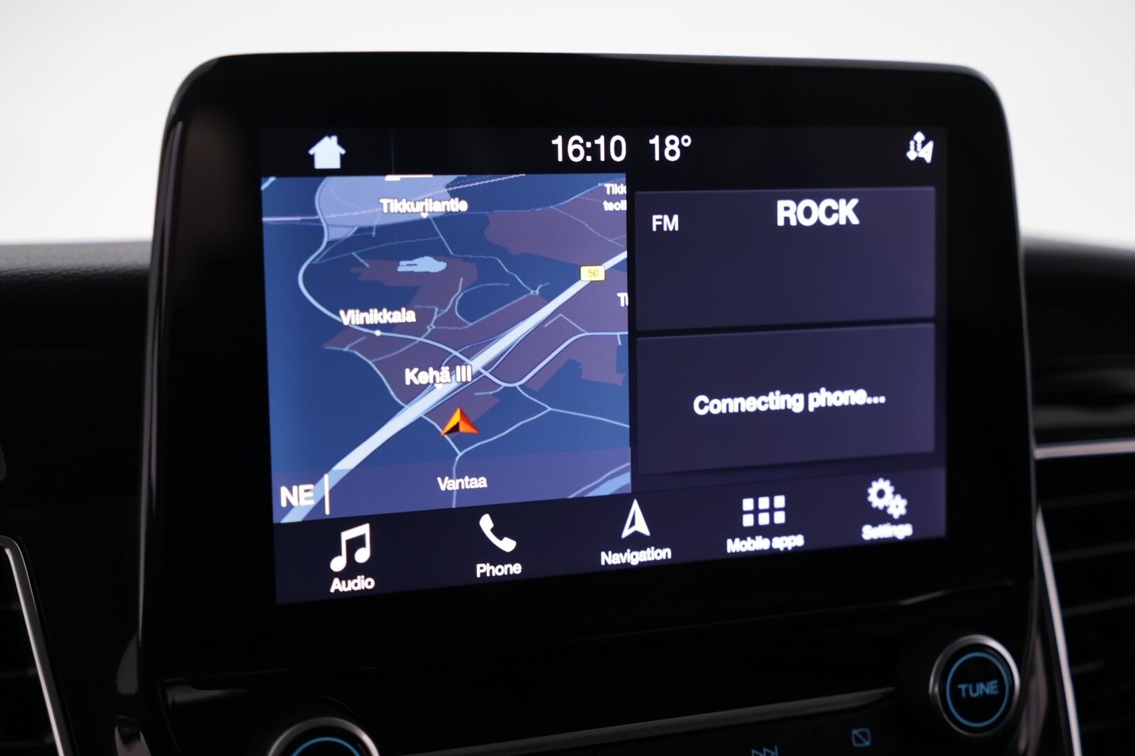 Ford Tourneo 2020 Tourneo Custom / Nahkapenkit / Kuljettajanistuin sähköinen / Vakkari - Todella siisti! / Kahdet Renkaat - HULLUT AVAJAISHULINAT KORKOTARJOUS 3,29 %