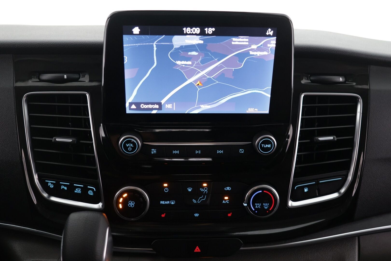 Ford Tourneo 2020 Tourneo Custom / Nahkapenkit / Kuljettajanistuin sähköinen / Vakkari - Todella siisti! / Kahdet Renkaat - HULLUT AVAJAISHULINAT KORKOTARJOUS 3,29 %