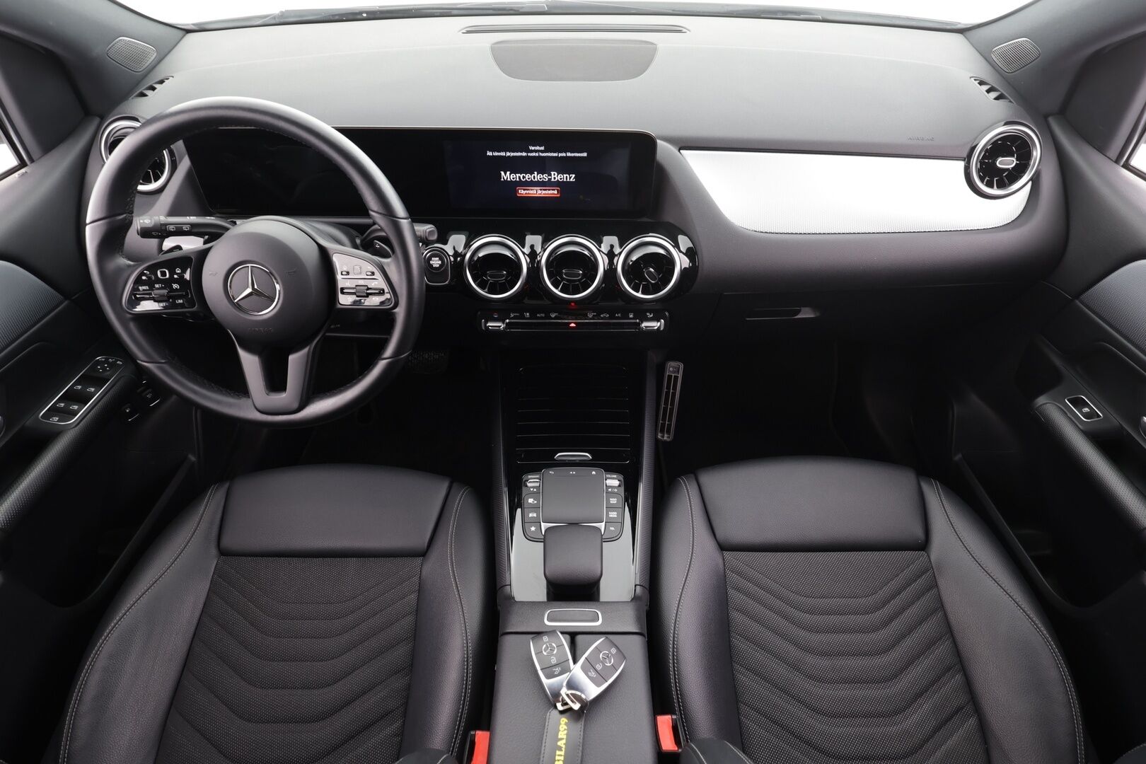 Mercedes-Benz B 2021 250e A Business Style Edition EQ Power * Vakkari / LED-High Performance / P.kamera / Sporttipenkit / Sisätilanlämmitin * - 1-om Suomi-auto / 2x Latauskaapelit / Kahdet renkaat / Akkutesti 95,5%