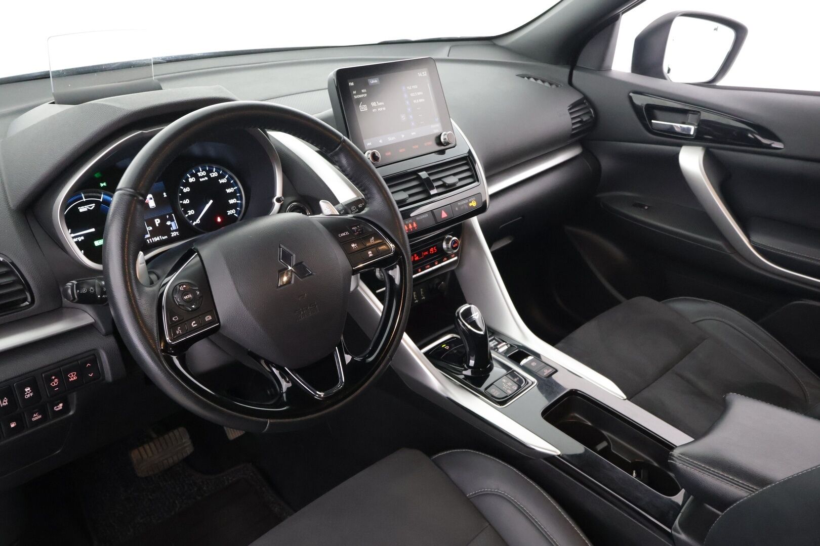 Mitsubishi Eclipse 2021 2.4 PHEV Instyle 4WD - */ Tehdastakuu / Merkkihuollettu / 360-kamera / BLIS / Adapt. vakkari / CarPlay / Koukku / Lohko / Juuri saapunut /*