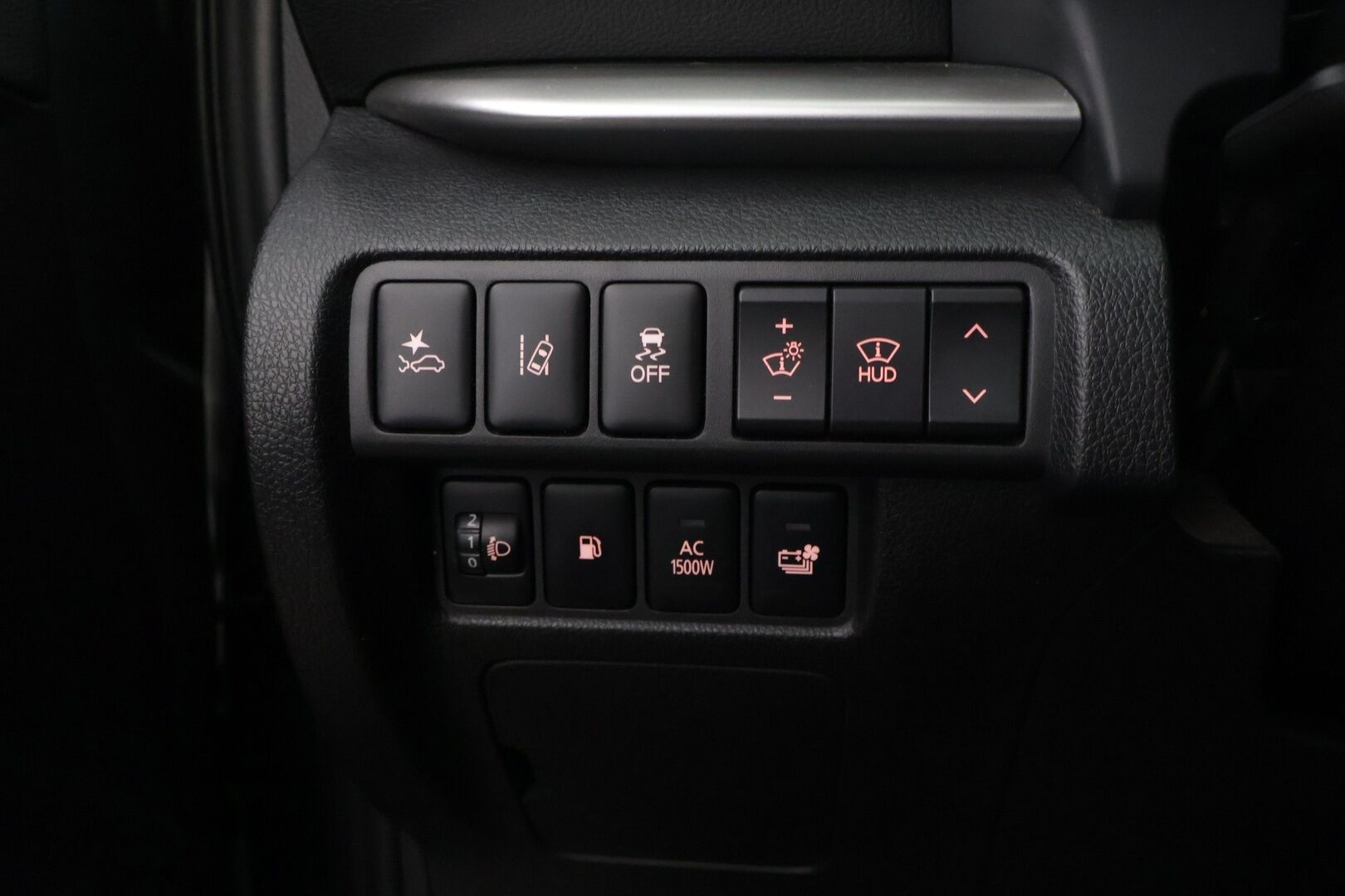 Mitsubishi Eclipse 2021 2.4 PHEV Instyle 4WD - */ Tehdastakuu / Merkkihuollettu / 360-kamera / BLIS / Adapt. vakkari / CarPlay / Koukku / Lohko / Juuri saapunut /*