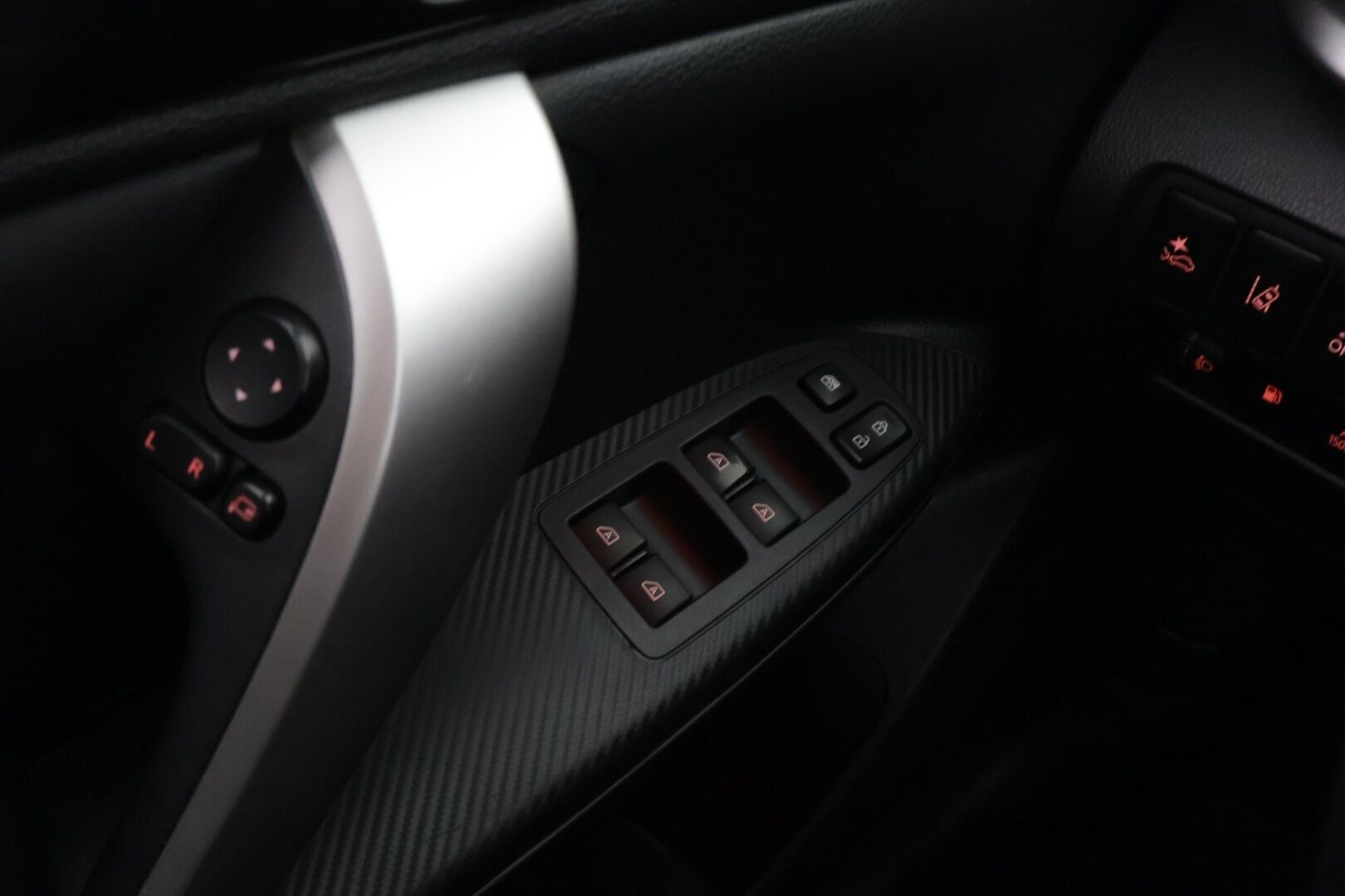 Mitsubishi Eclipse 2021 2.4 PHEV Instyle 4WD - */ Tehdastakuu / Merkkihuollettu / 360-kamera / BLIS / Adapt. vakkari / CarPlay / Koukku / Lohko / Juuri saapunut /*