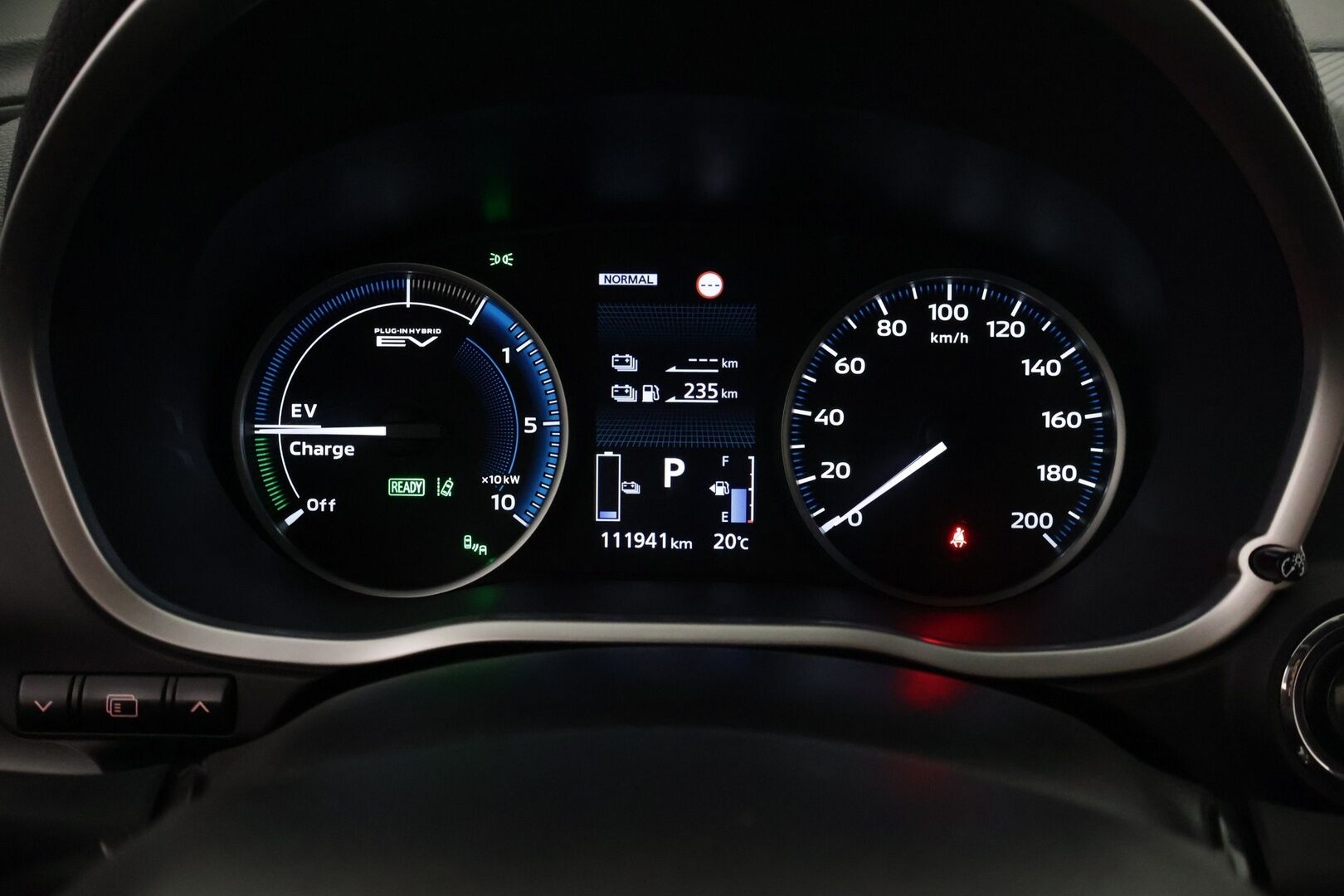 Mitsubishi Eclipse 2021 2.4 PHEV Instyle 4WD - */ Tehdastakuu / Merkkihuollettu / 360-kamera / BLIS / Adapt. vakkari / CarPlay / Koukku / Lohko / Juuri saapunut /*