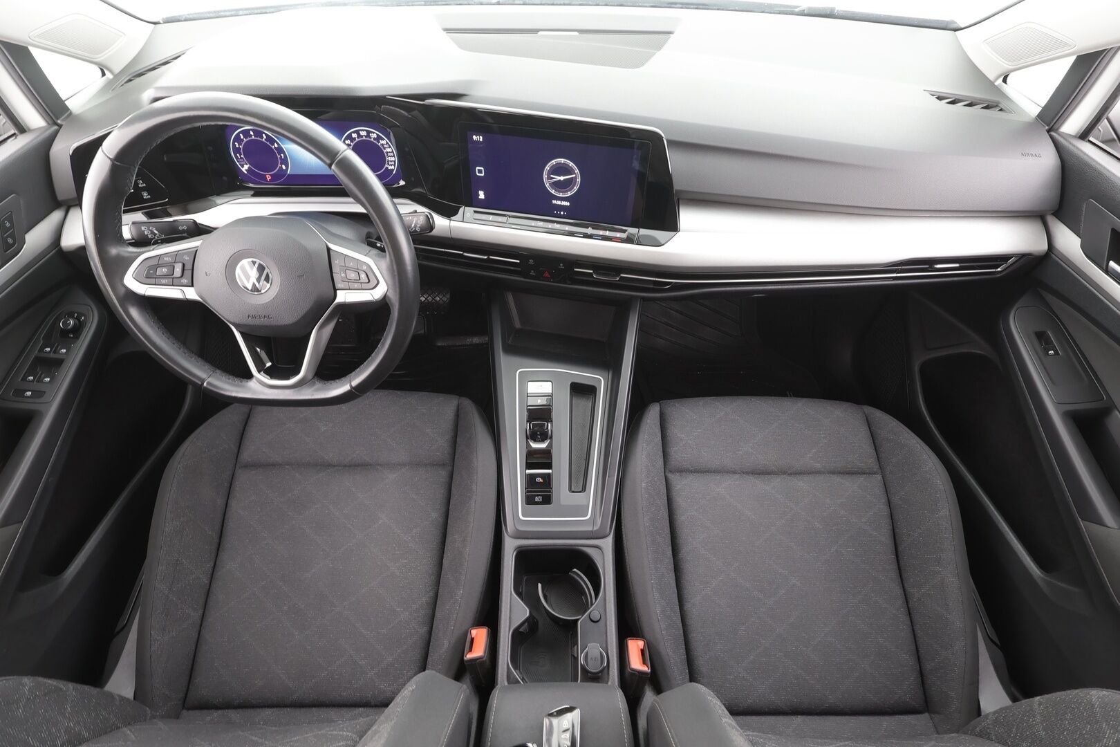 Volkswagen Golf 2021 Variant 1,0 eTSI (MHEV) 81 kW DSG - | ACC | Webasto | P.kamera | LED | Apple&Android |Kahdet Renkaat | Suomi-auto |