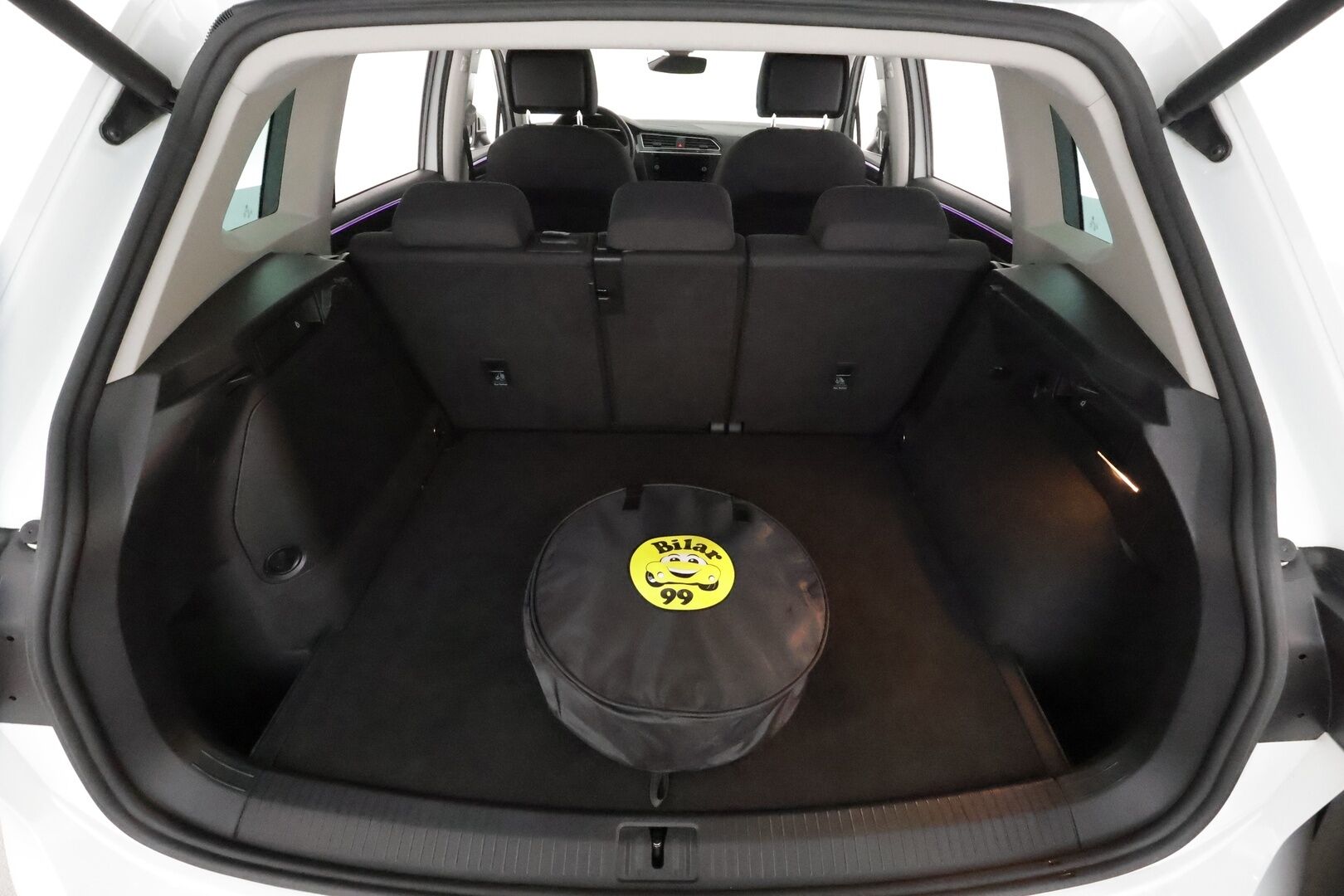 Volkswagen Tiguan 2021 Style Business eHybrid 180 kW DSG **ACC / Matrix-LED / P.Kamera / Navi / Kaistavahti / Digimittaristo / Keyless** - Suomi-auto / 2x Latauskaapelit / Kahdet Renkaat / Merkkihuollettu!