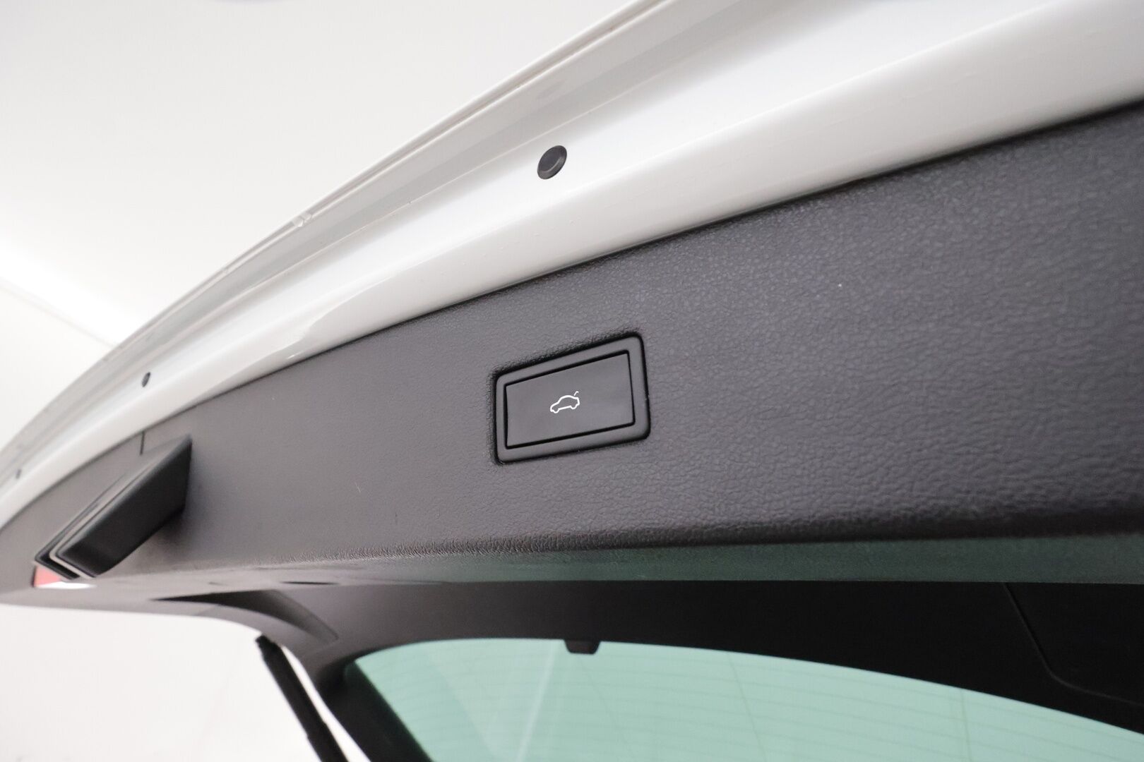 Volkswagen Tiguan 2021 Style Business eHybrid 180 kW DSG **ACC / Matrix-LED / P.Kamera / Navi / Kaistavahti / Digimittaristo / Keyless** - Suomi-auto / 2x Latauskaapelit / Kahdet Renkaat / Merkkihuollettu!