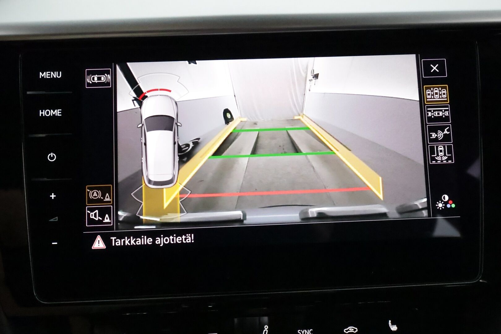 Volkswagen Arteon 2021 Shooting Brake R-Line eHybrid 160 kW DSG **Adapt.vakkari / Adapt.LED / P.kamera / Webasto / HUD / Navi / Keyless** - 1-om Suomi-auto / Akku kuntotarkastettu /  2x Latauskaapelit / Kahdet Renkaat
