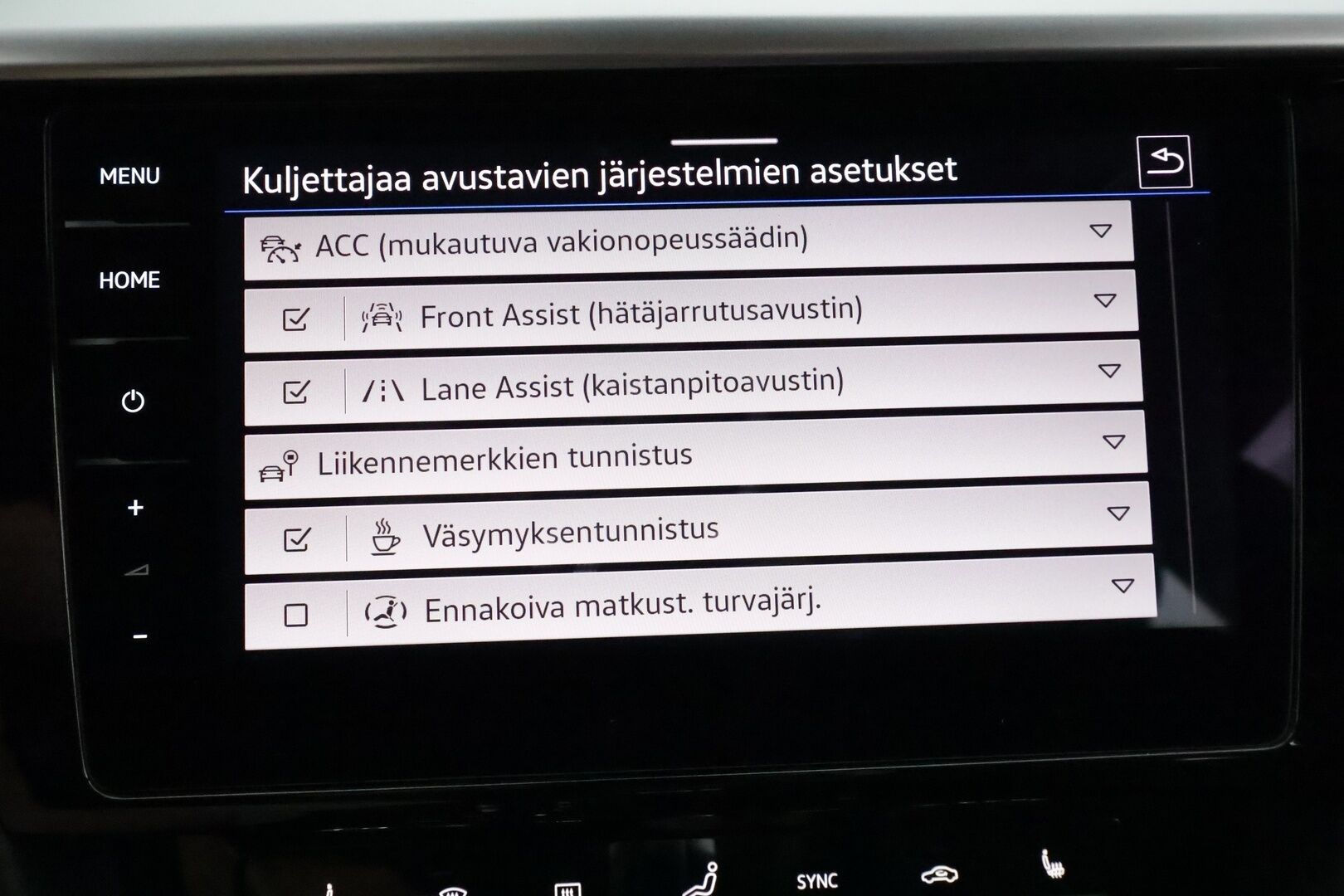 Volkswagen Arteon 2021 Shooting Brake R-Line eHybrid 160 kW DSG **Adapt.vakkari / Adapt.LED / P.kamera / Webasto / HUD / Navi / Keyless** - 1-om Suomi-auto / Akku kuntotarkastettu /  2x Latauskaapelit / Kahdet Renkaat