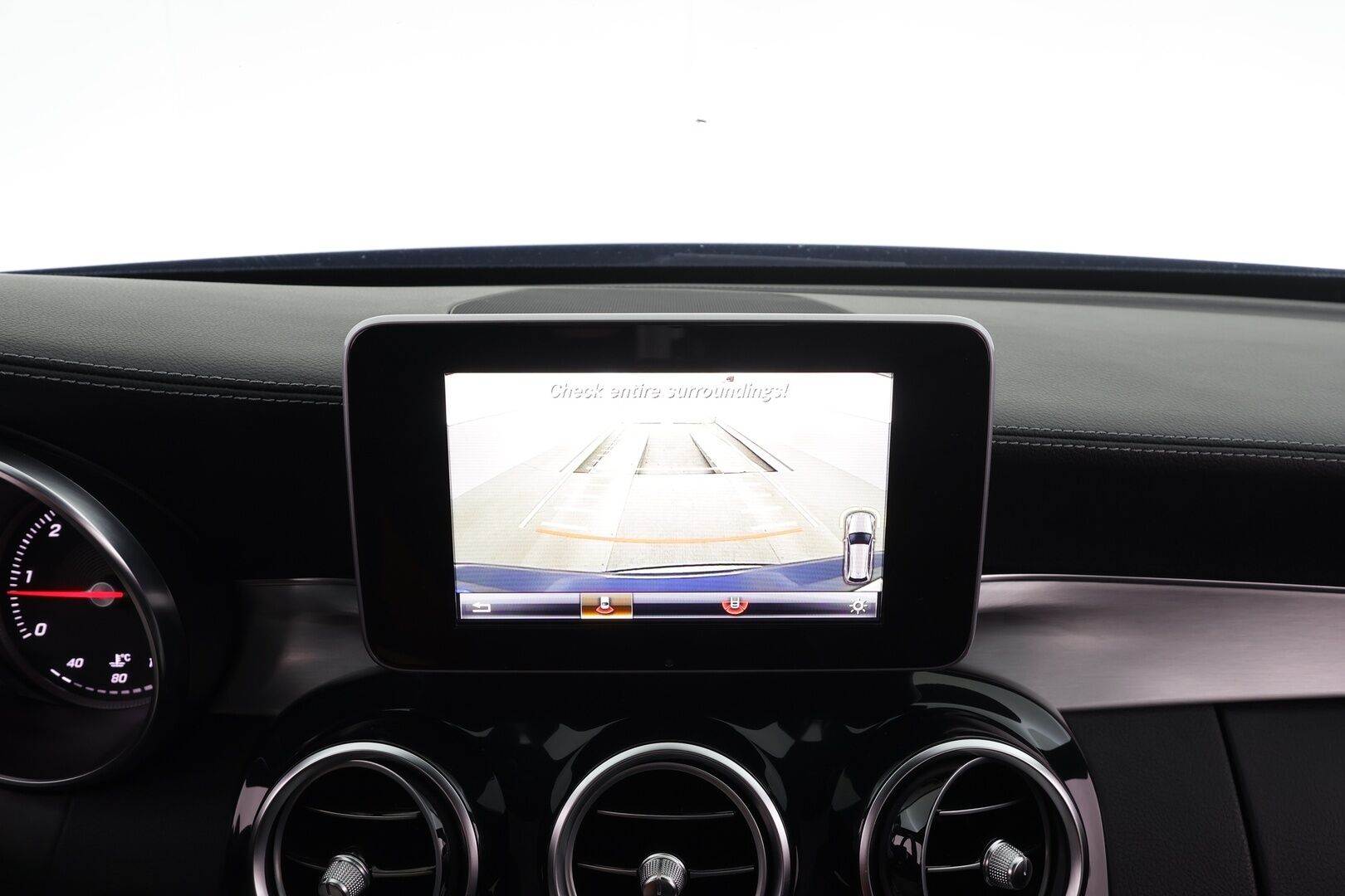 Mercedes-Benz C 2017 220 d 4Matic A Business AMG * ACC / Webasto / Burmester / Panorama / Sportpenkki Muistilla / P.Kamera / ILS-LED * - Huippuvarusteet! Hieno kokonaisuus!