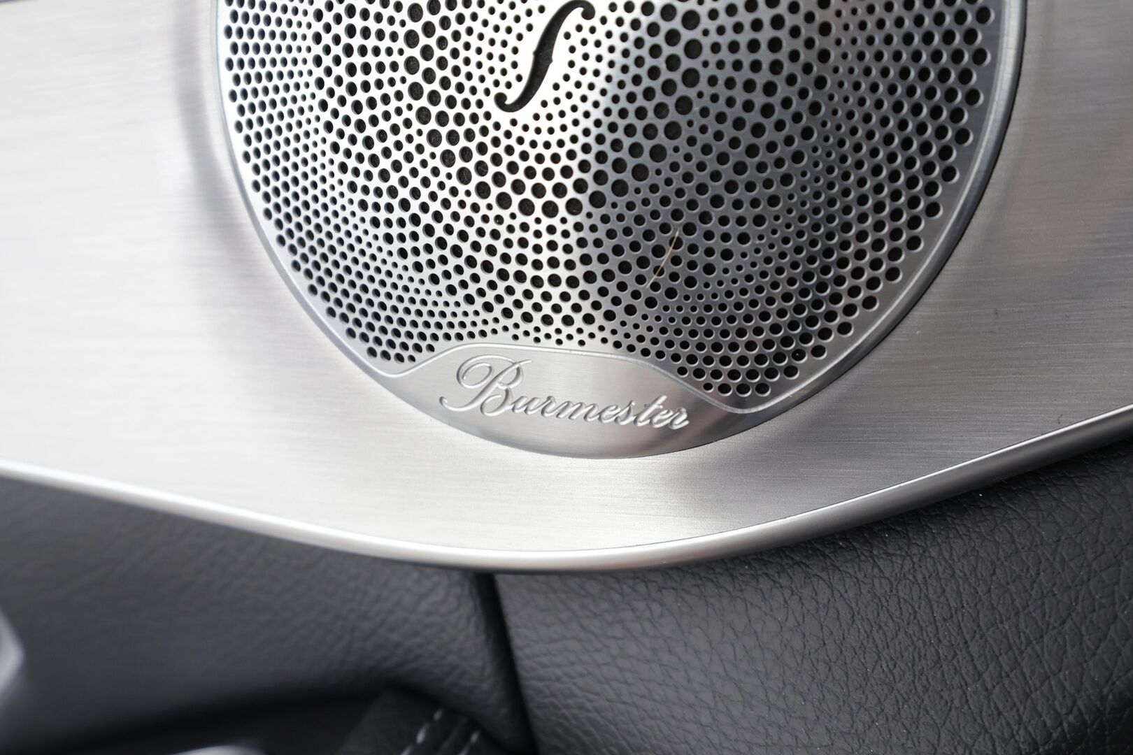 Mercedes-Benz C 2017 220 d 4Matic A Business AMG * ACC / Webasto / Burmester / Panorama / Sportpenkki Muistilla / P.Kamera / ILS-LED * - Kahdet renkaat