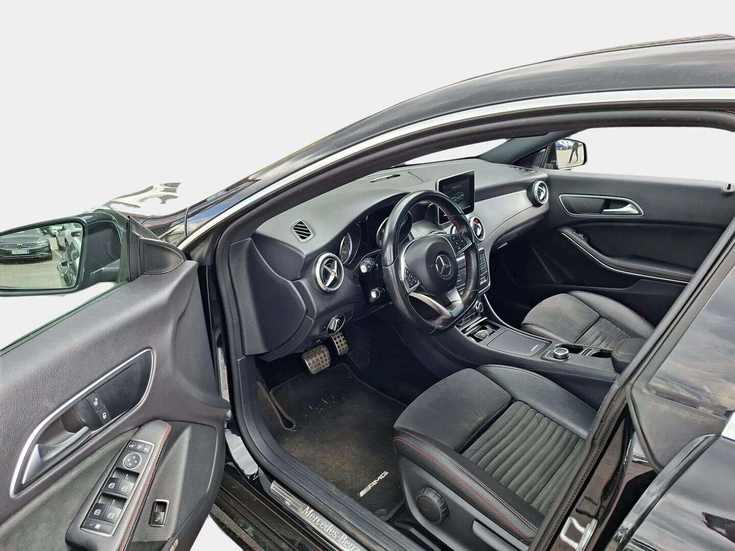 Mercedes-Benz CLA 2016 180 A Shooting Brake Business AMG